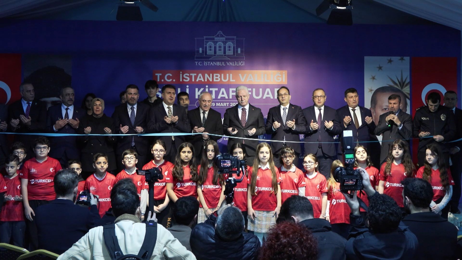 Vali Davut Gül Şişli Kitap Fuarı