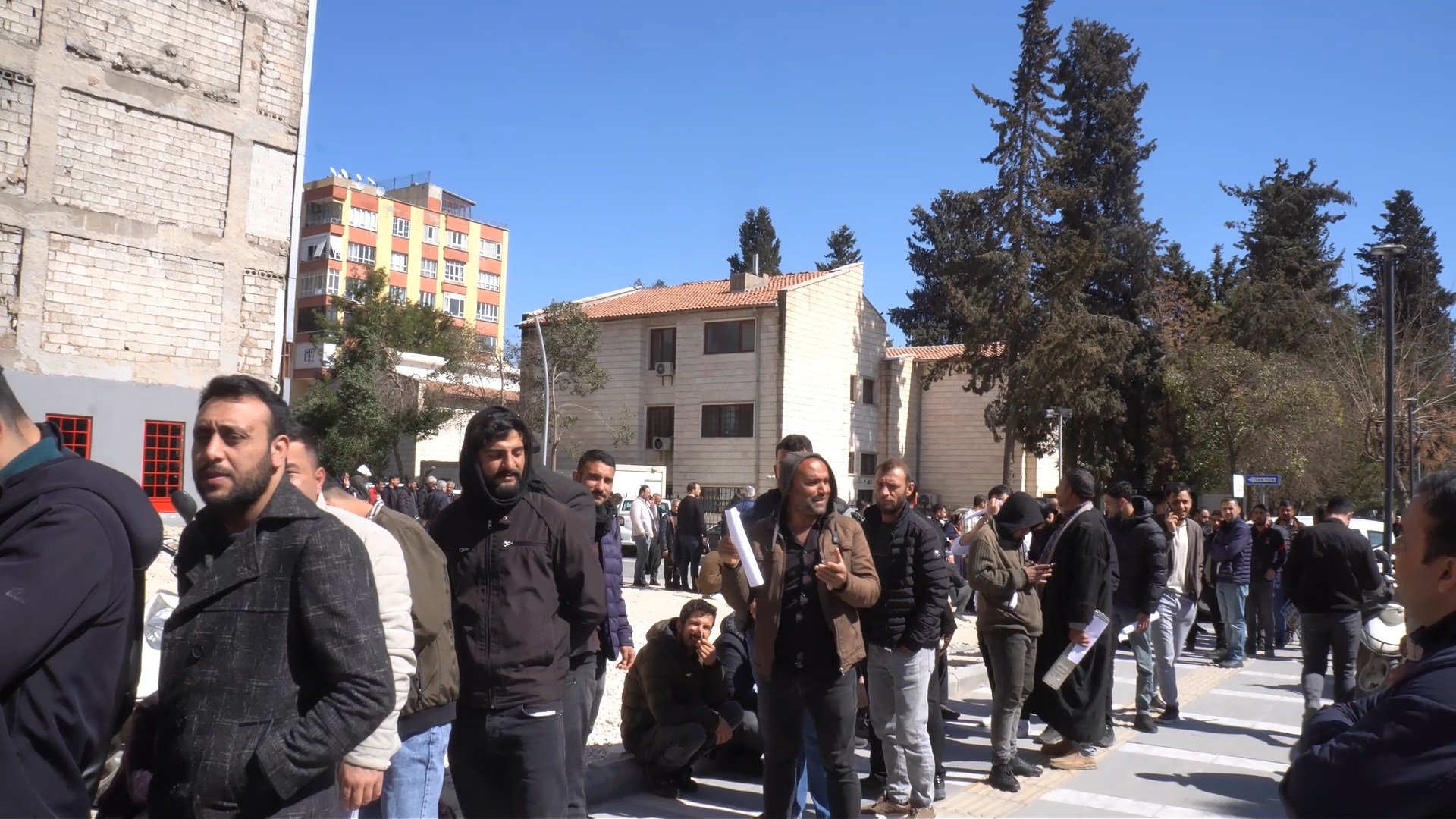 Şanlıurfa APP plaka değişimi kuyruk