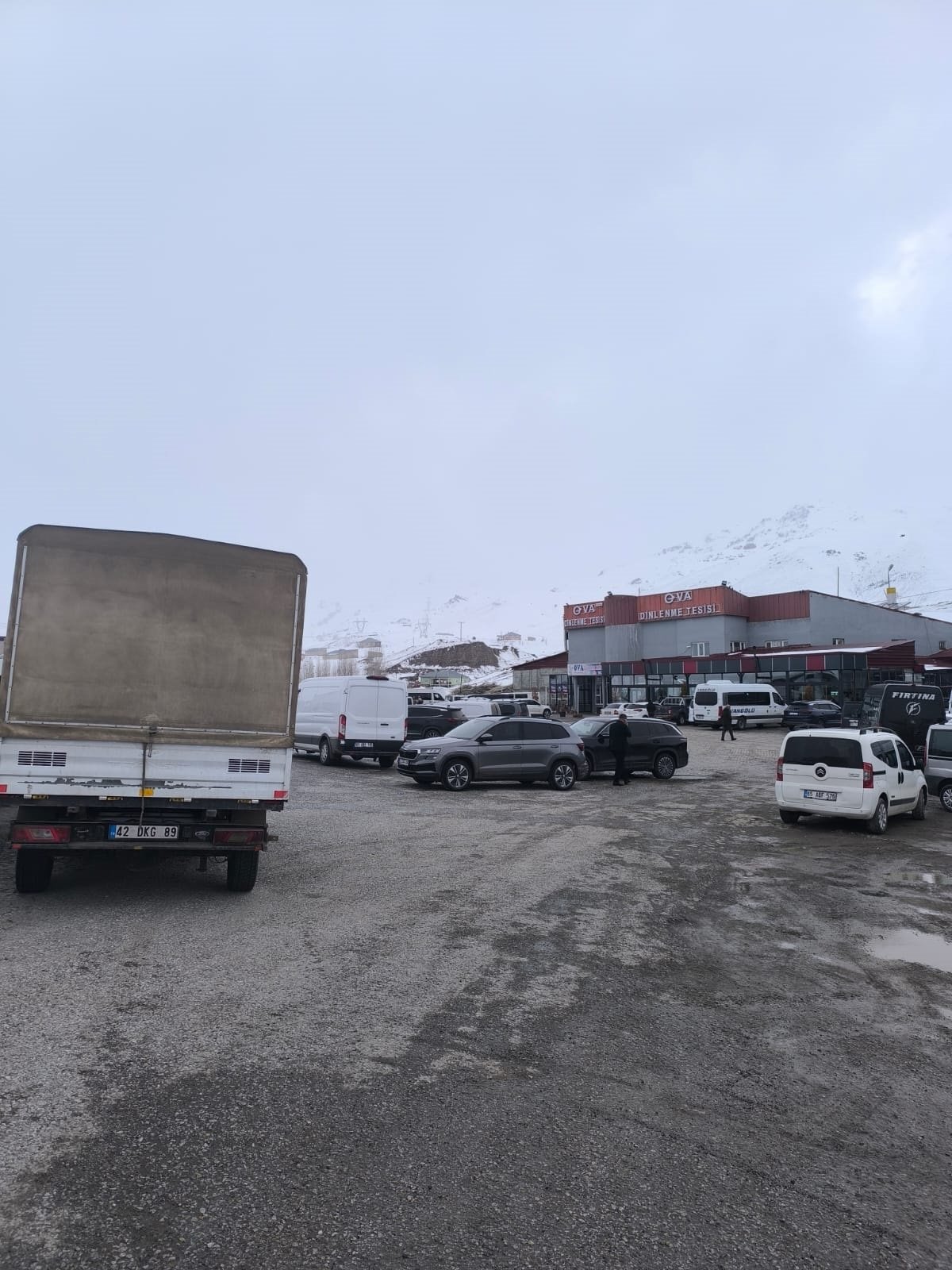 Van Hakkari yolu tahliye çalışması