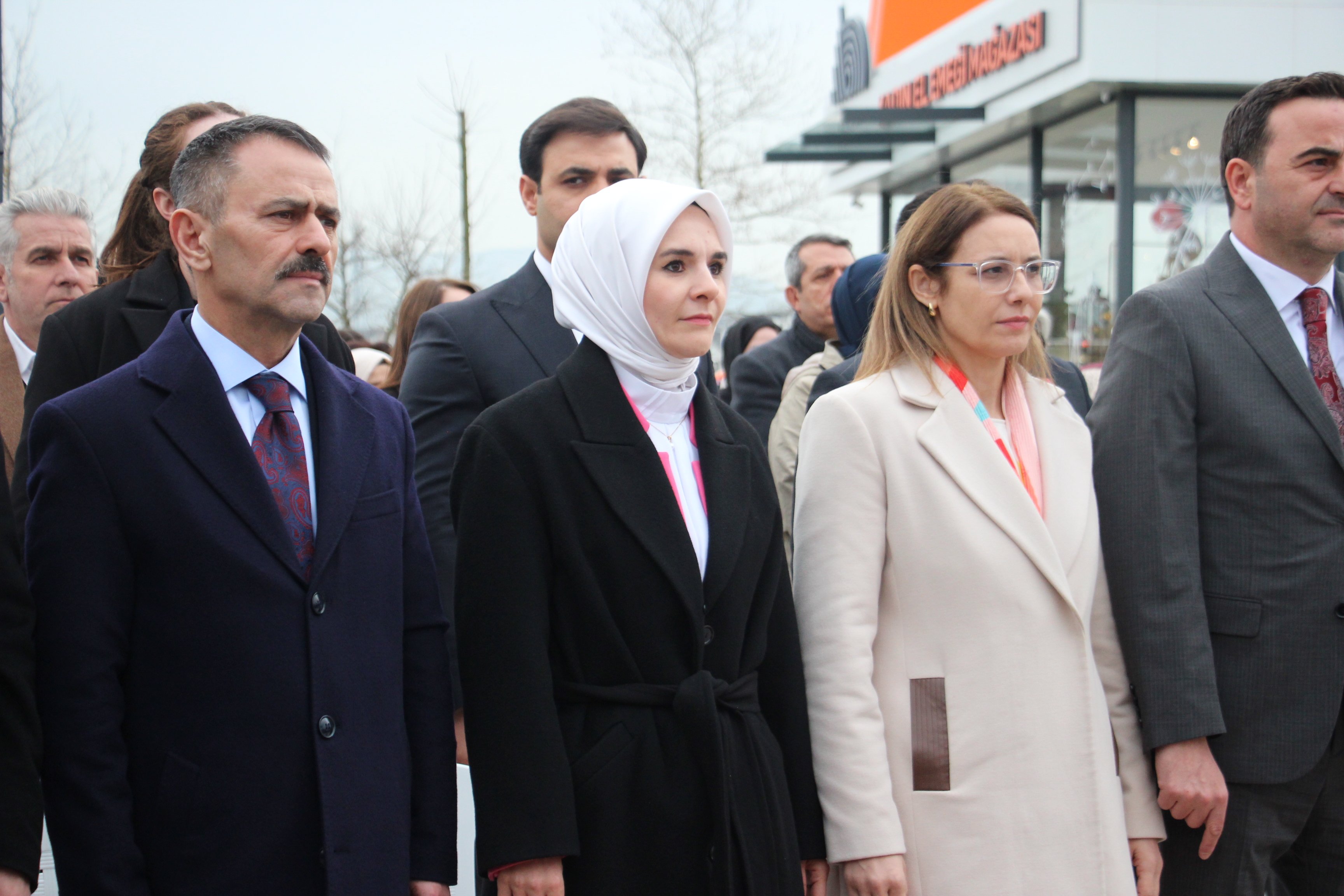 BAŞ-MEK Kadın El Emeği Mağazası iç görünüm