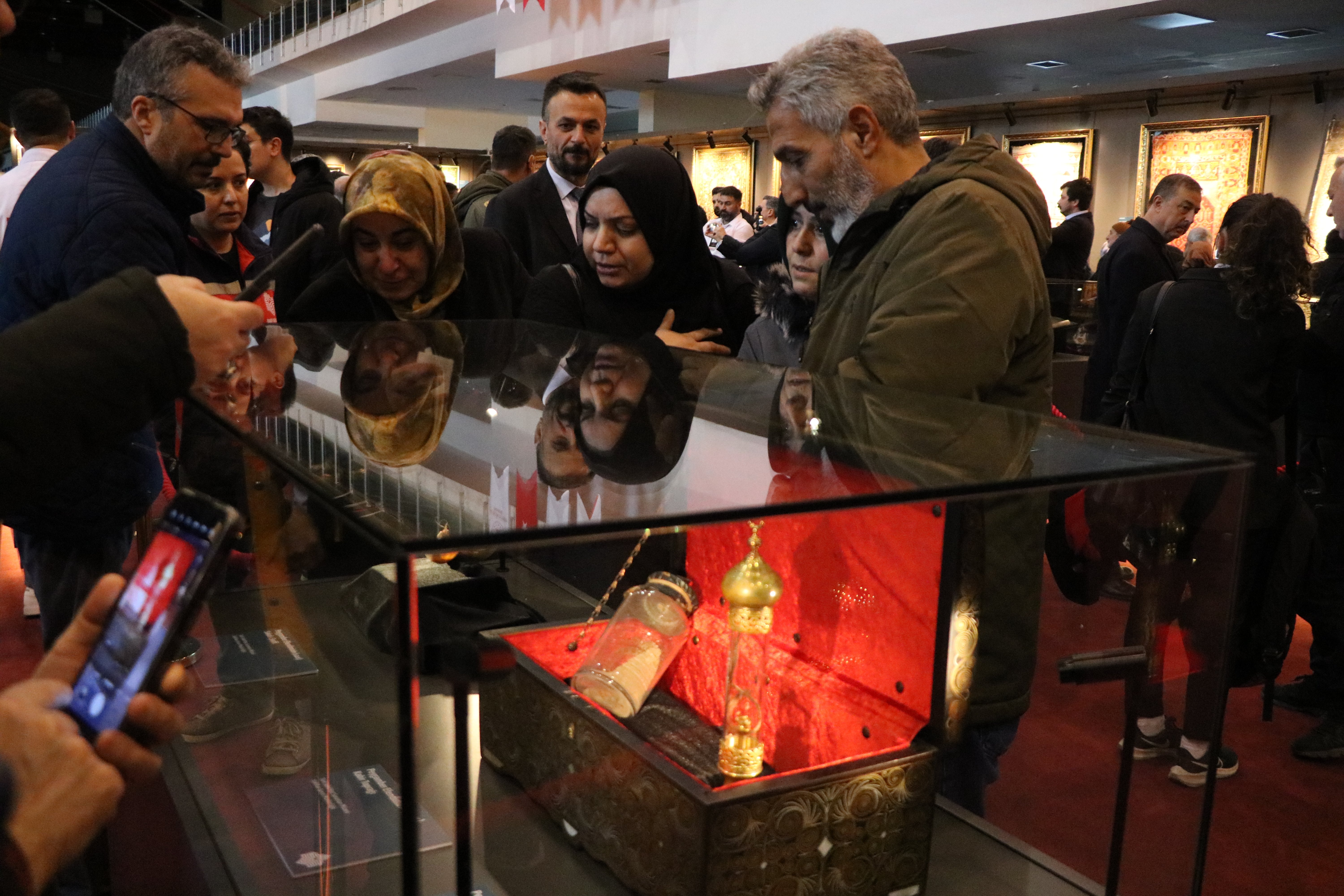 Sergi Ziyaretçileri