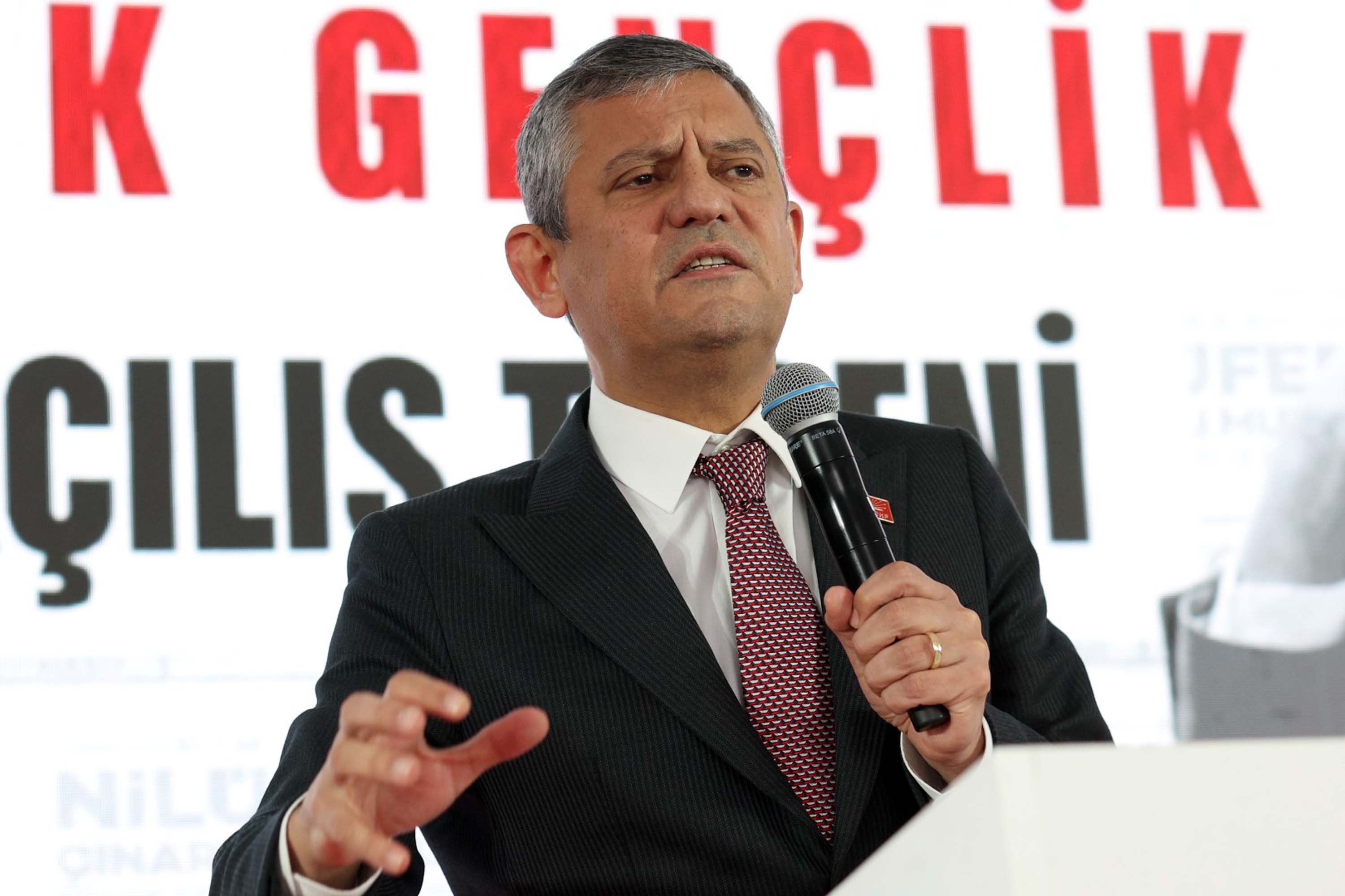 Ferdi Zeyrek Kültür Merkezi açılışında protokol