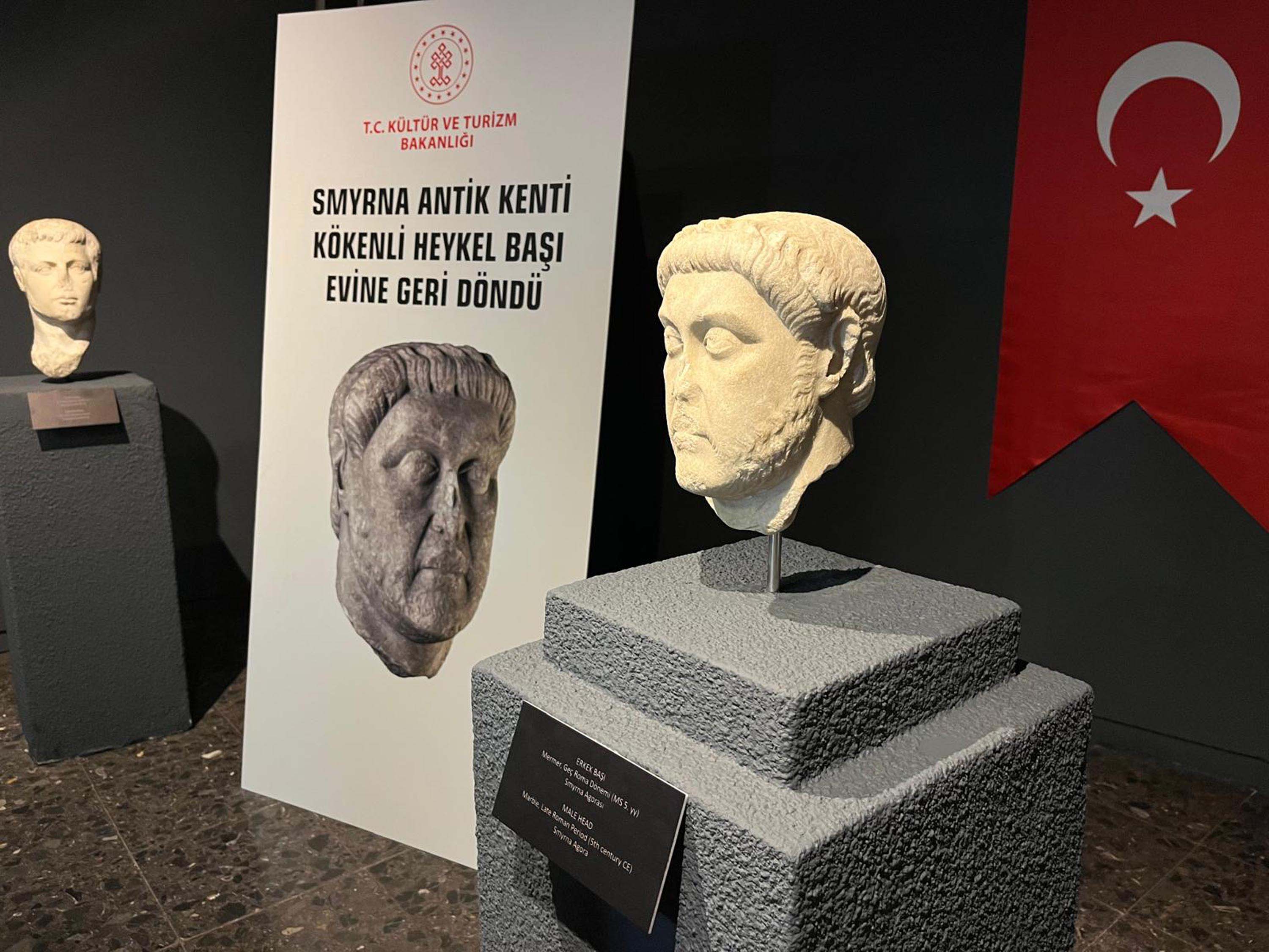 Smyrna Antik Kenti heykel başı iade