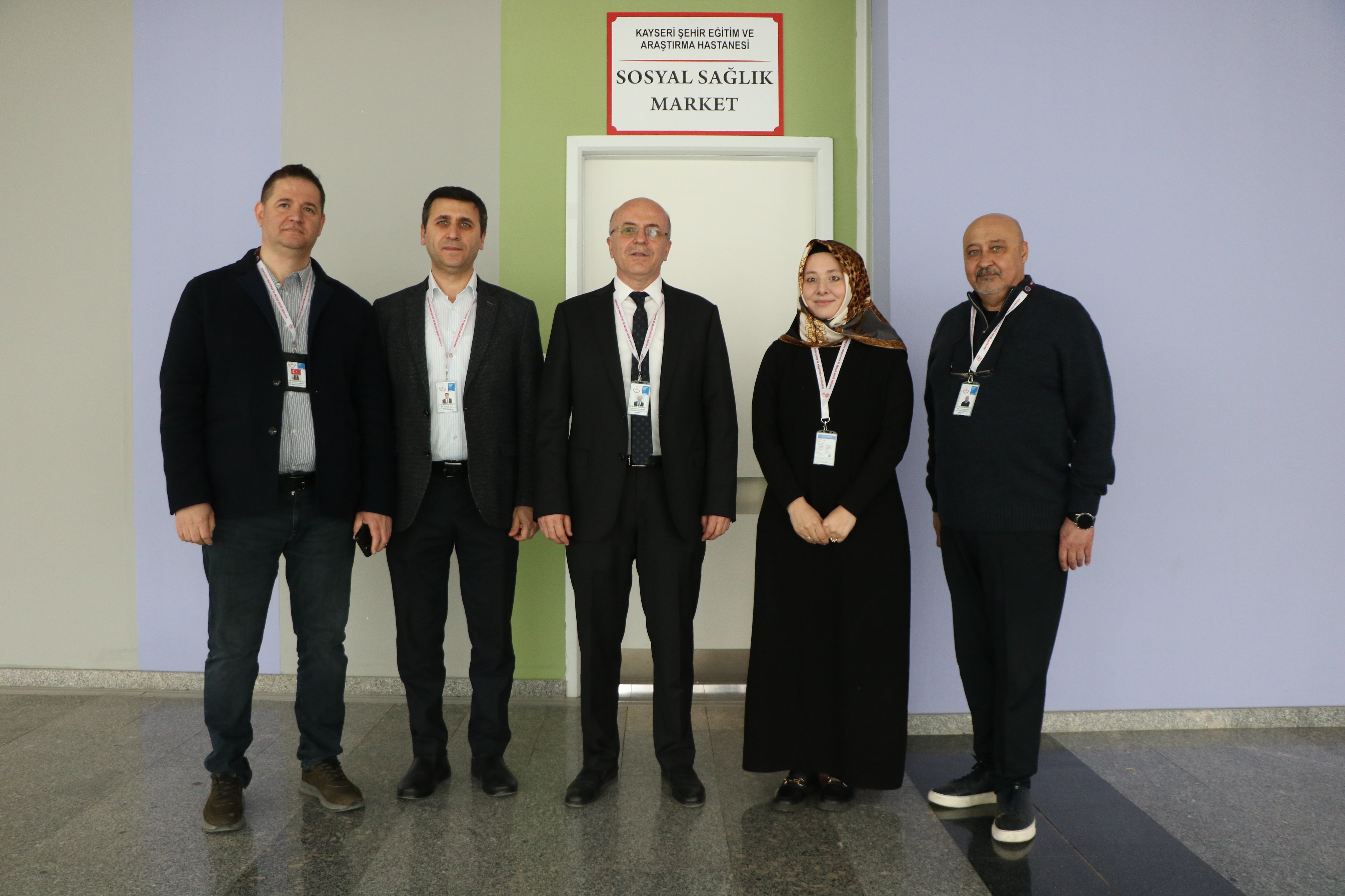 Sosyal Sağlık Market rafları