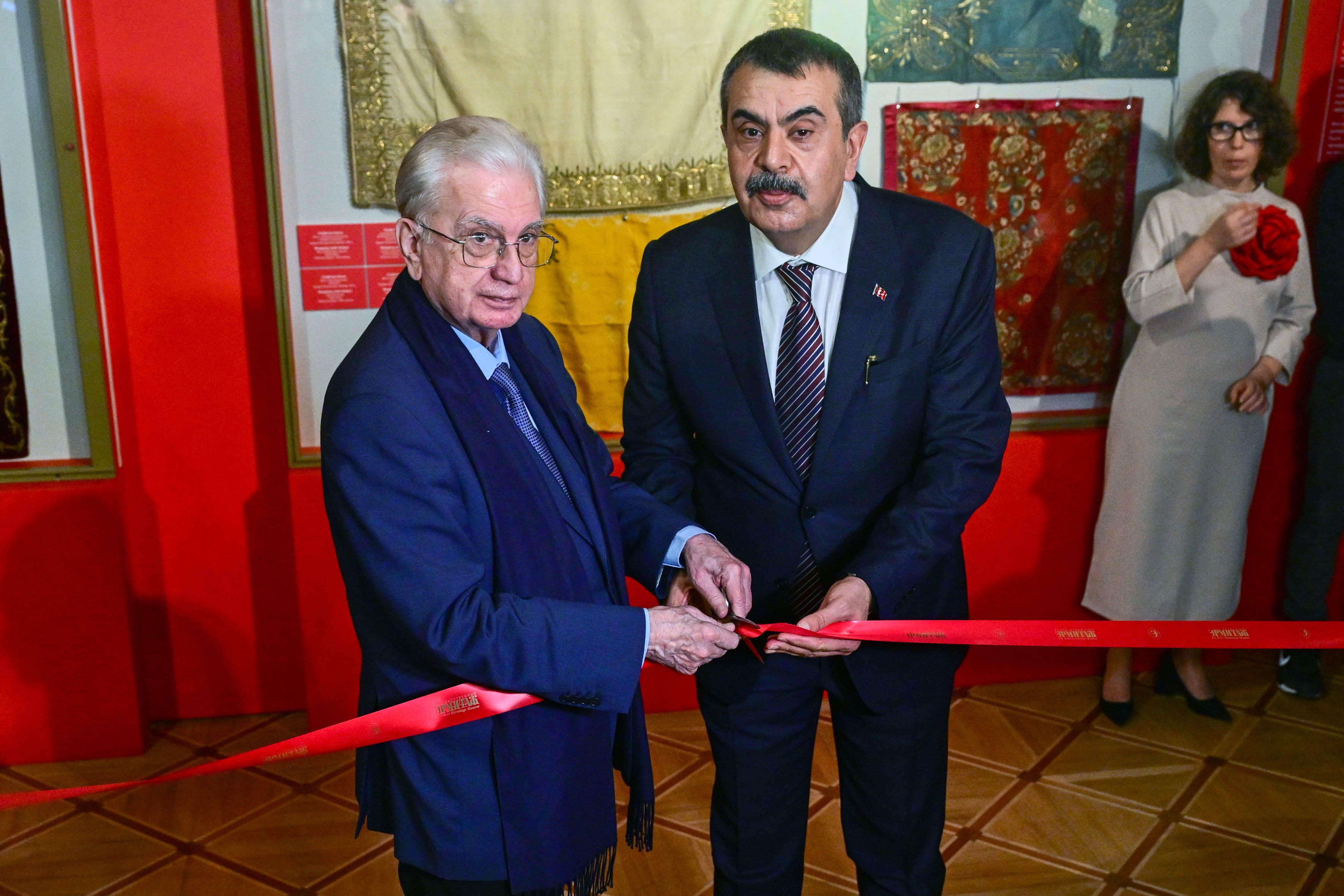 Gelin Hazineleri sergisi Ermitaj