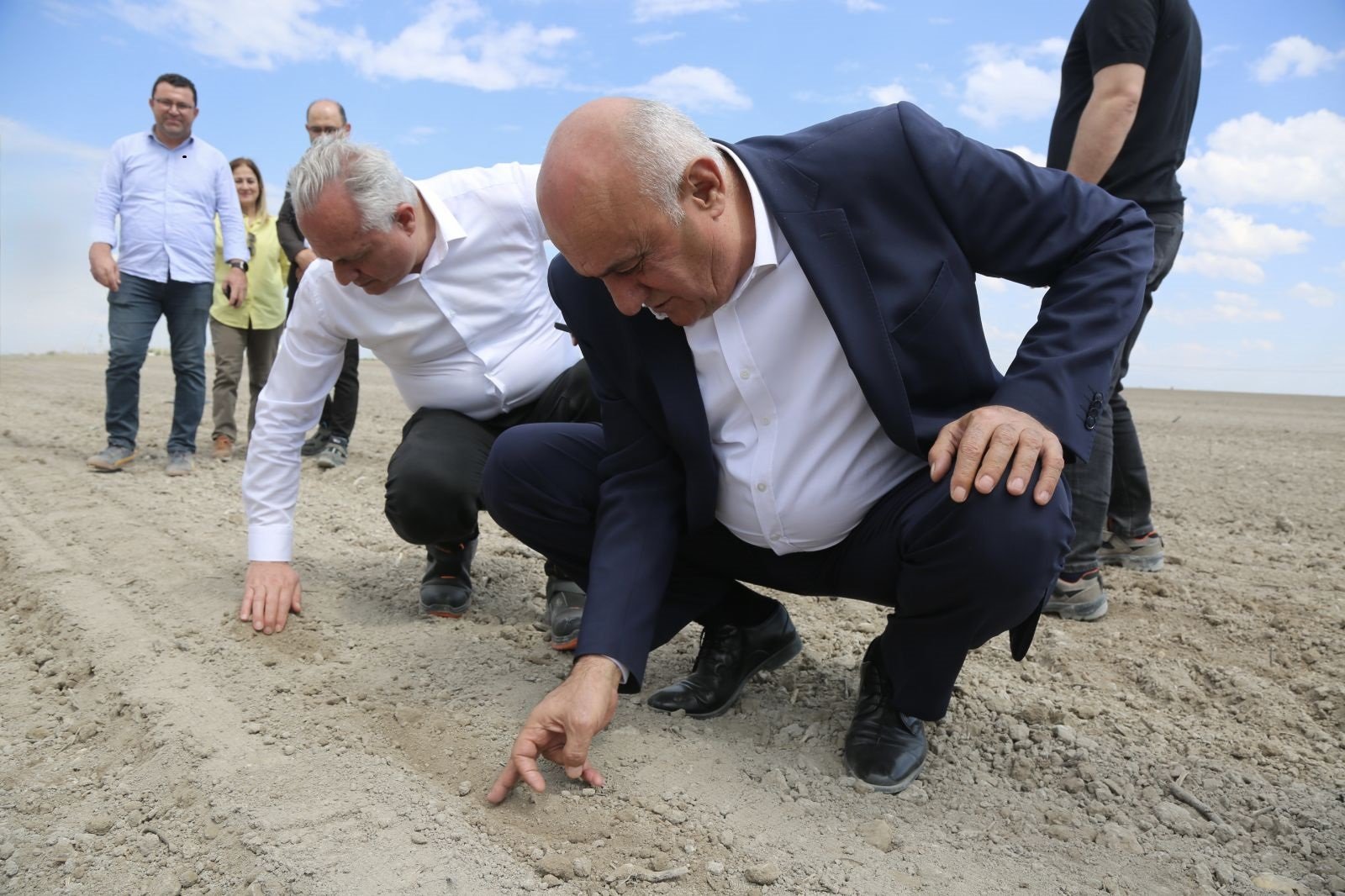 Ramazan Erkoyuncu pancar ekiminde