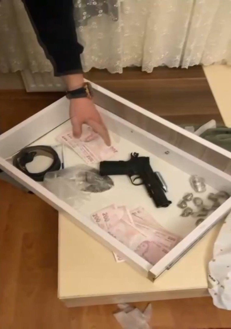 Avcılar polis operasyonu uyuşturucu skunk