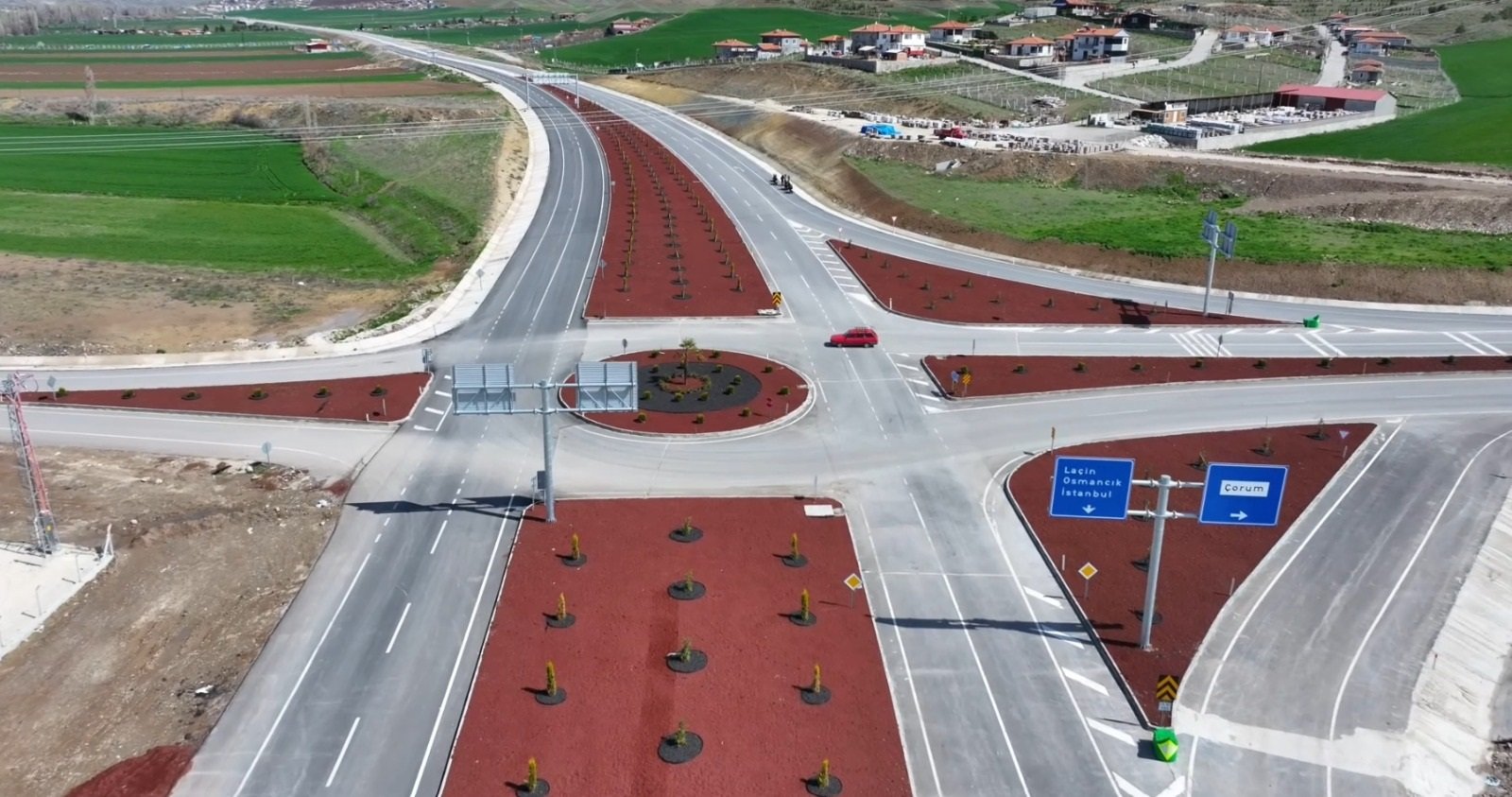 Ulaştırma ve Altyapı Bakanı Abdulkadir Uraloğlu