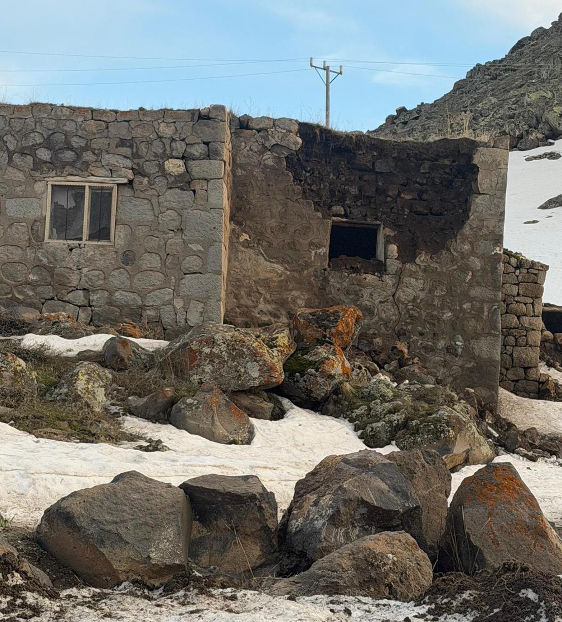 Ağrı Patnos deprem sonrası AFAD çalışması