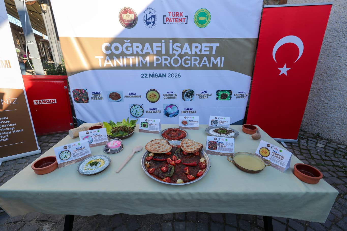 Hatay Valisi Mustafa Masatlı coğrafi işaret belgelerini açıklıyor