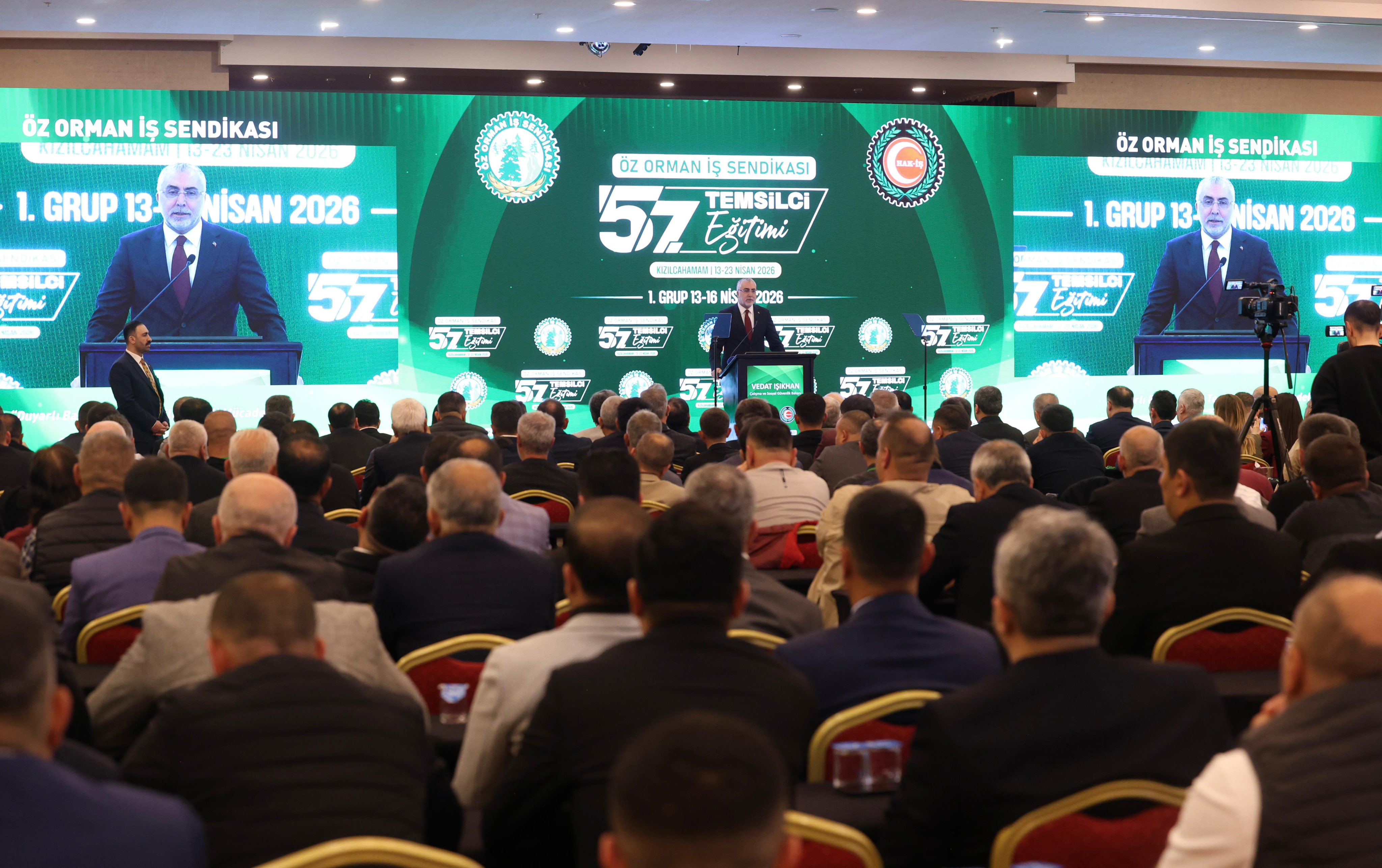 Çalışma ve Sosyal Güvenlik Bakanı Vedat Işıkhan