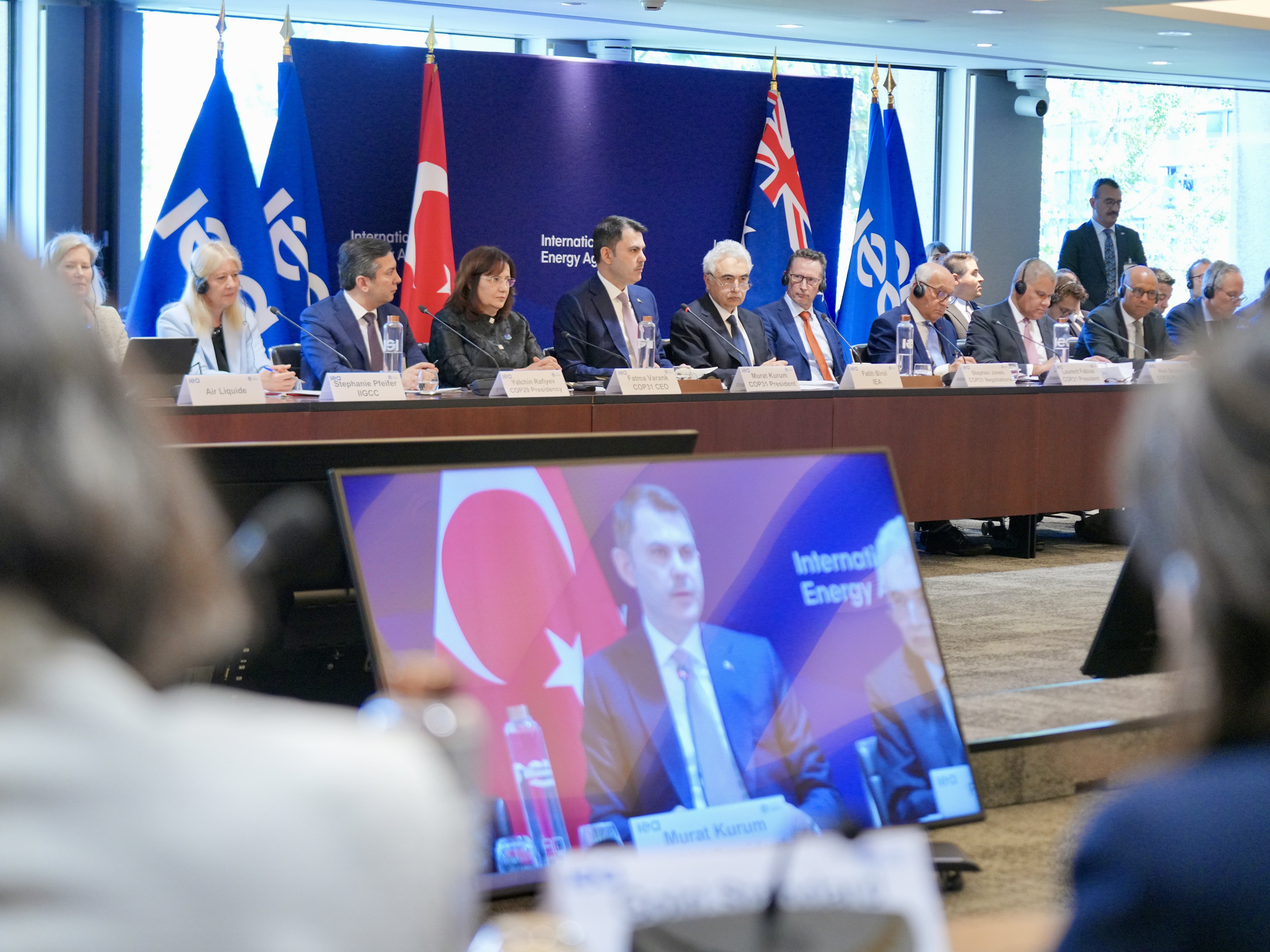 Bakan Murat Kurum, IEA toplantısında konuşma yapıyor