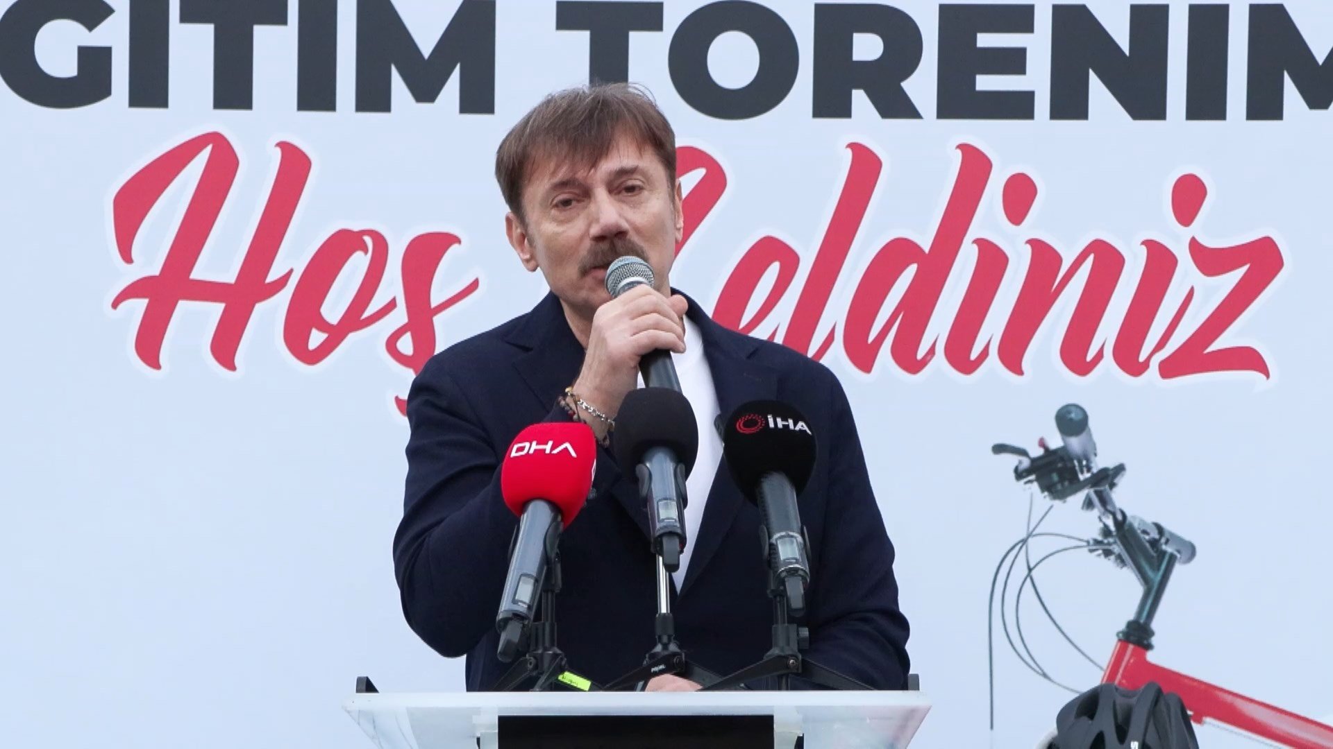 Bahçelievler bisiklet dağıtım töreni çocuklar