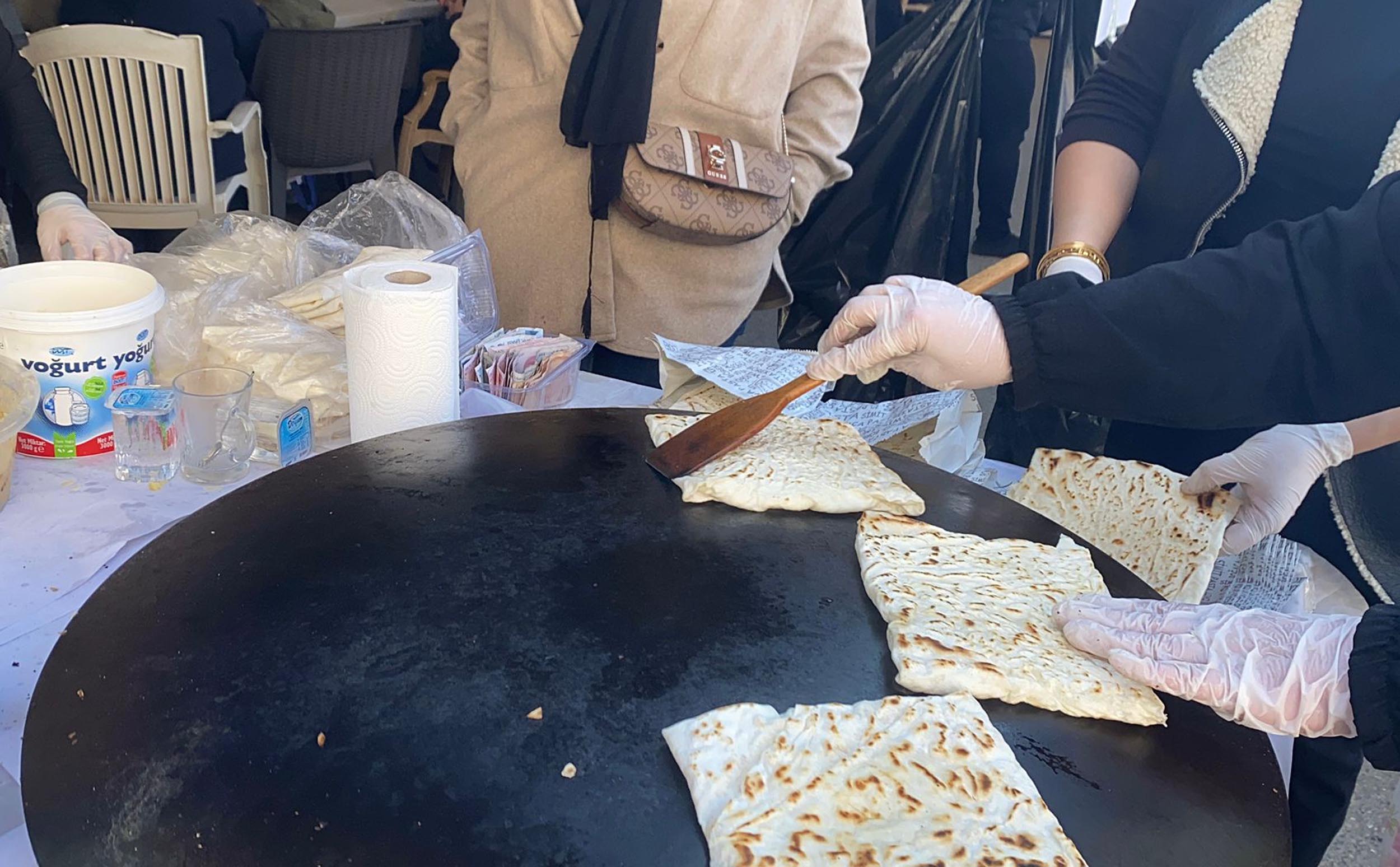 Iğdır Ehlibeyt Alimleri Derneği yardım kampanyası çadırı