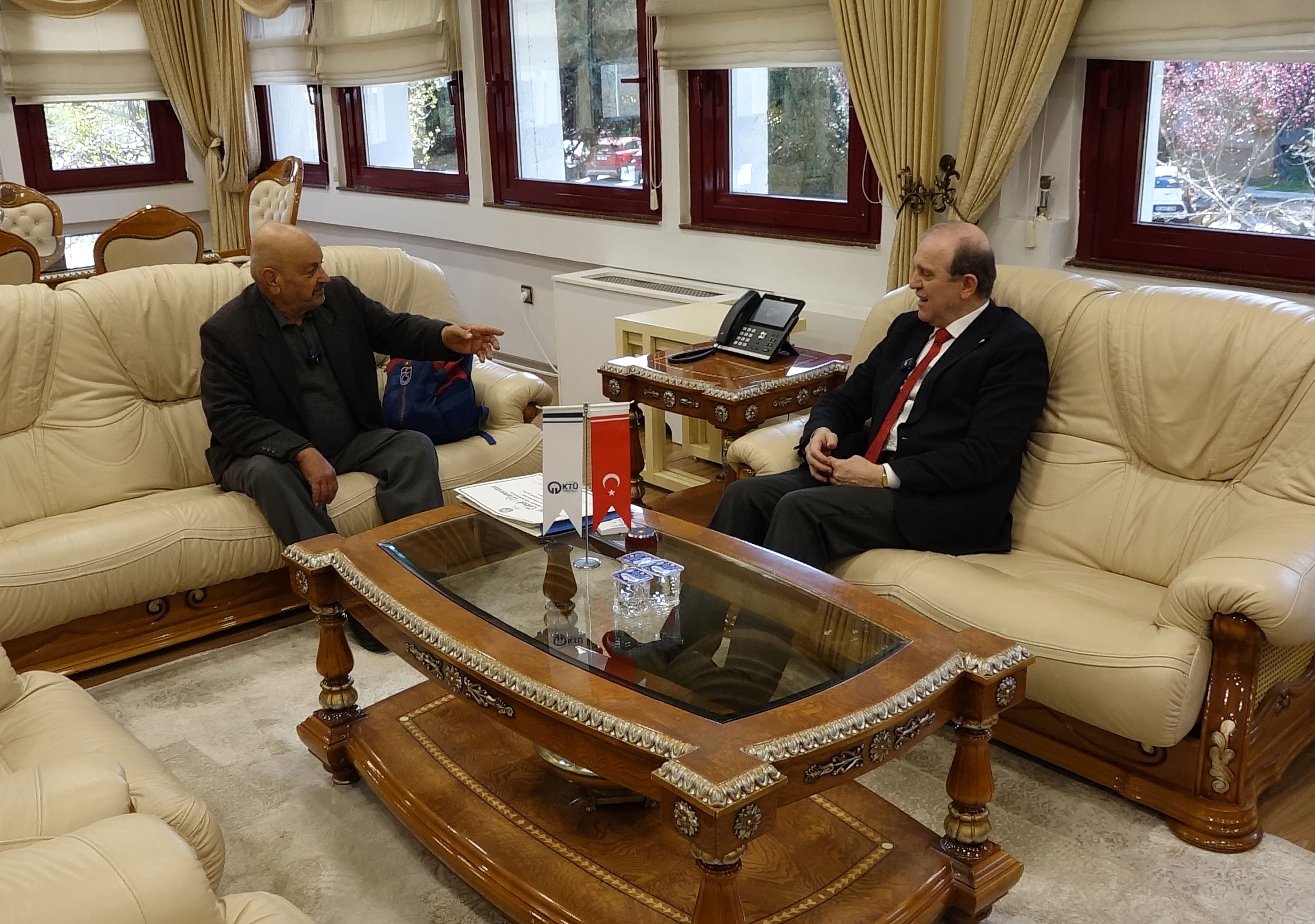 KTÜ Rektörü Hamdullah Çuvalcı İsmail Aslan