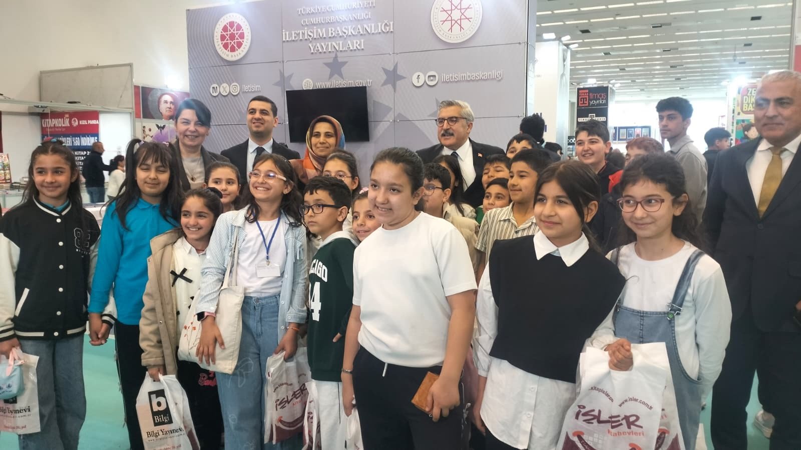 Hüseyin Yayman Ankara Kitap Fuarı ziyareti