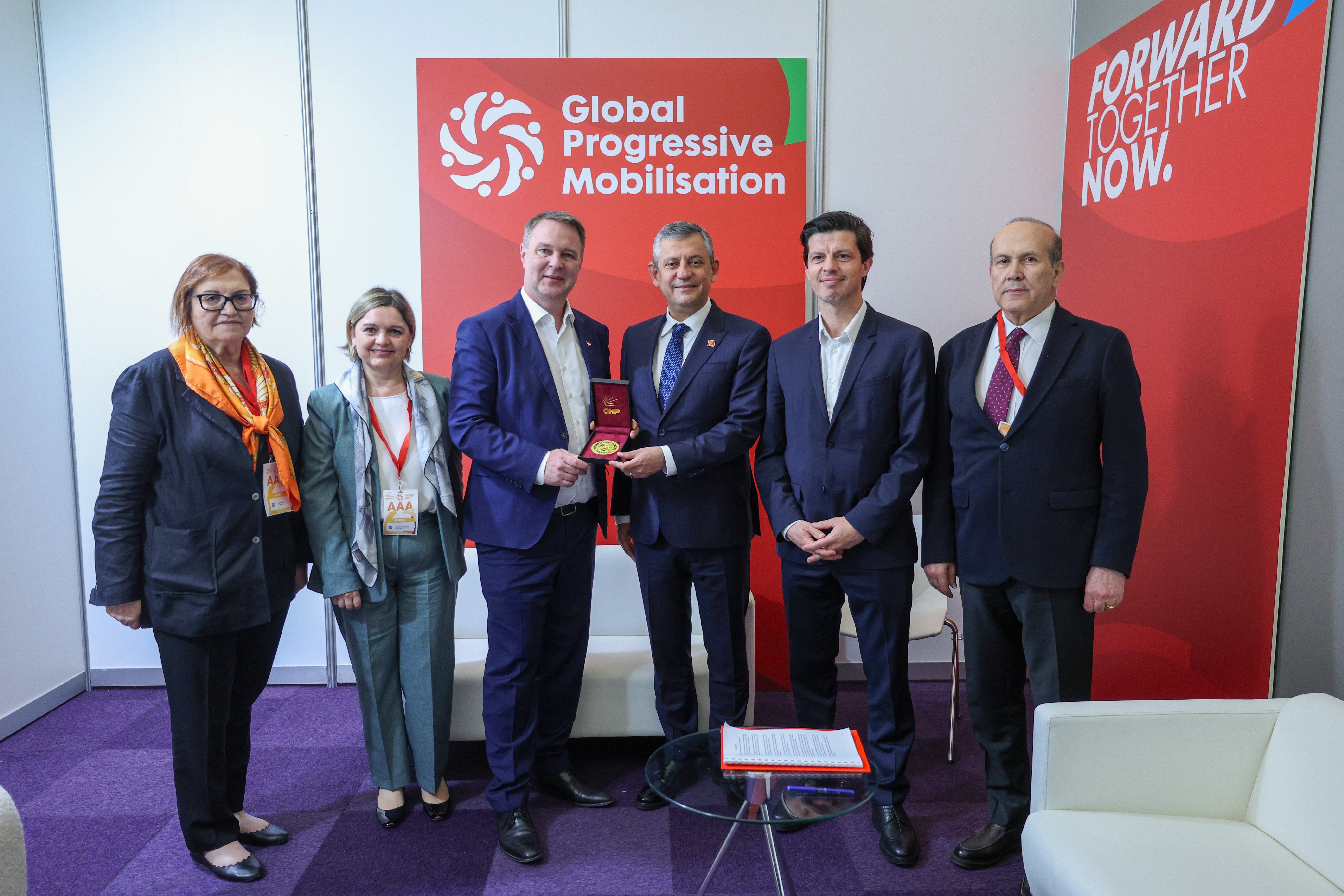 Sosyal demokrat liderler buluşması