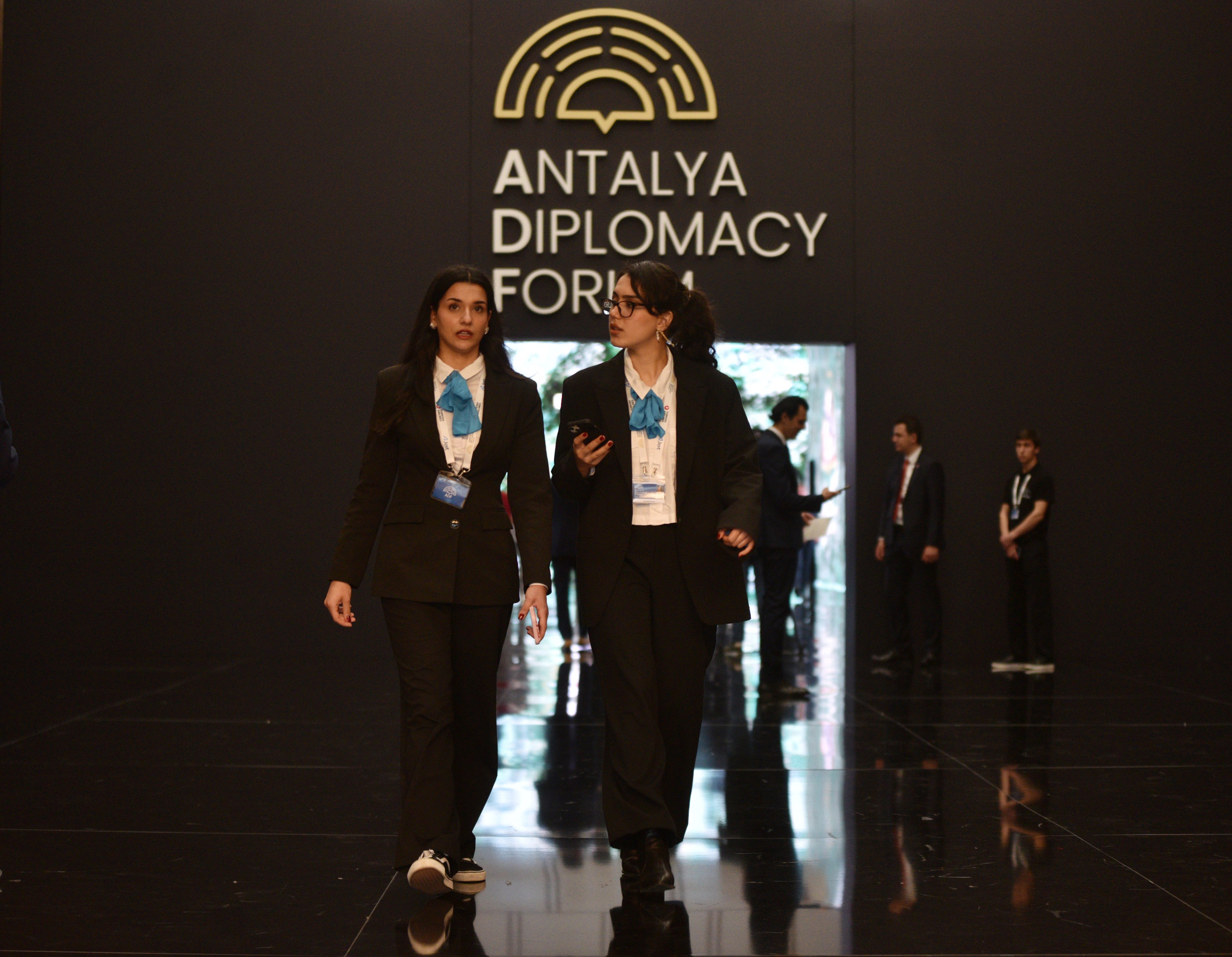 Antalya Diplomasi Forumu Oturumu