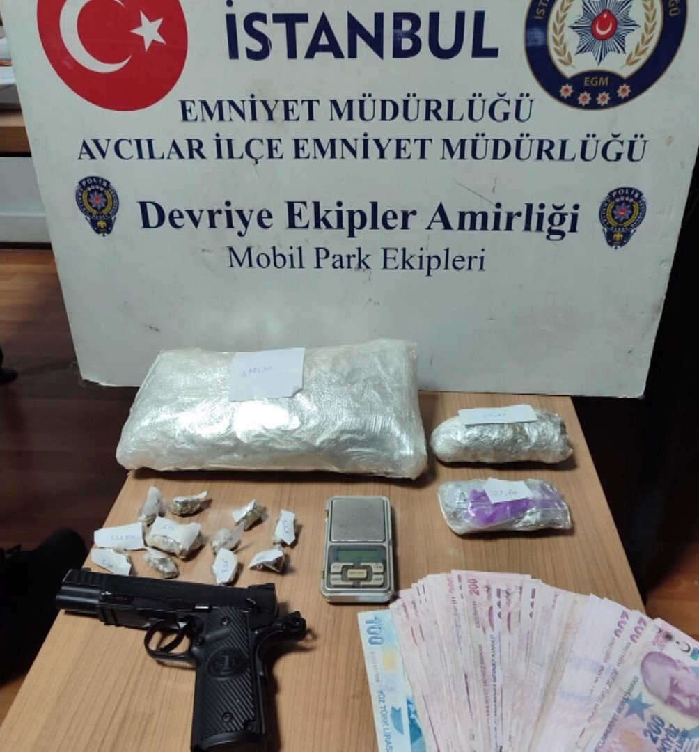 Avcılar uyuşturucu operasyonu gözaltı