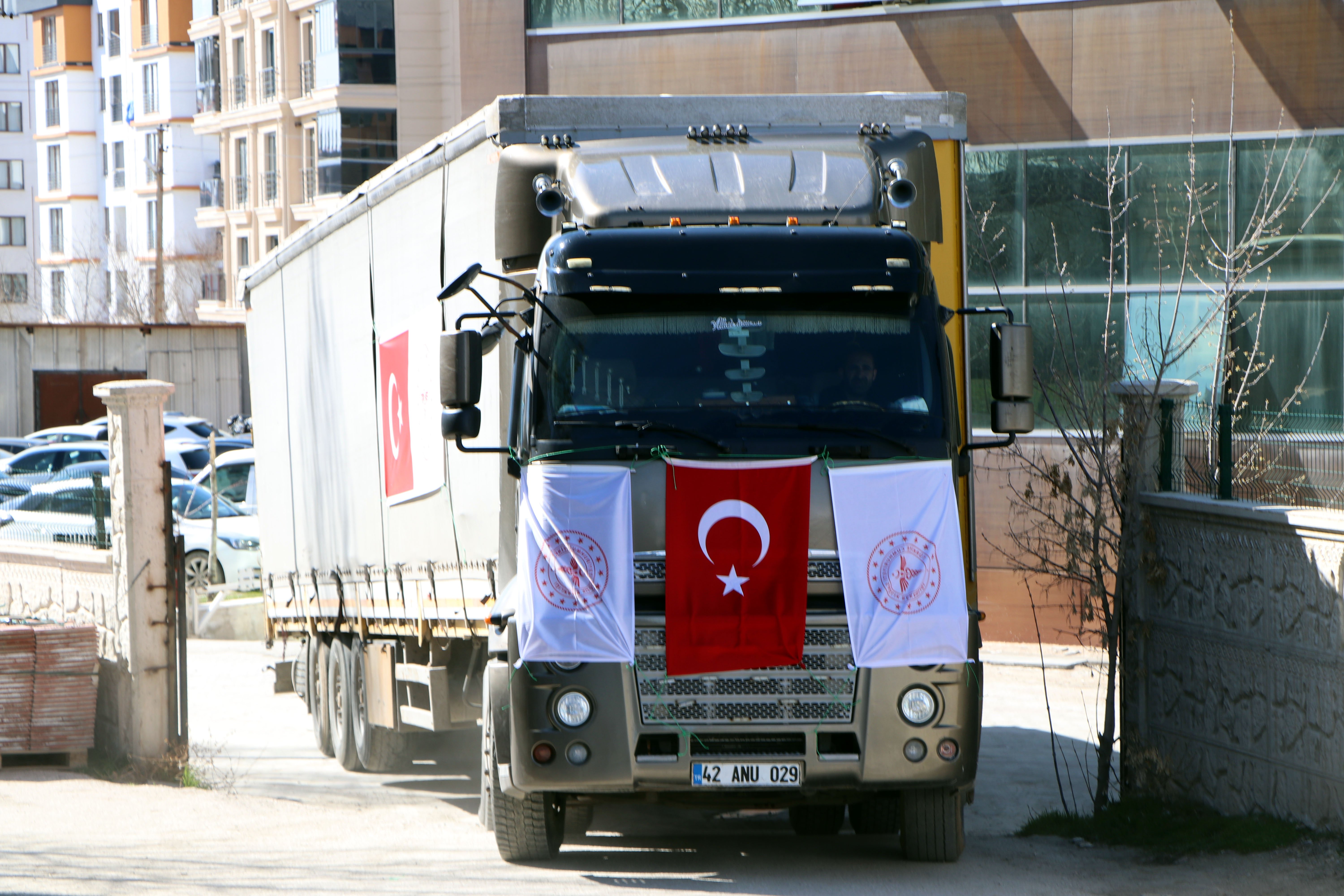 Sağlık Bakanı Kemal Memişoğlu Tıbbi Yardım TIR İran