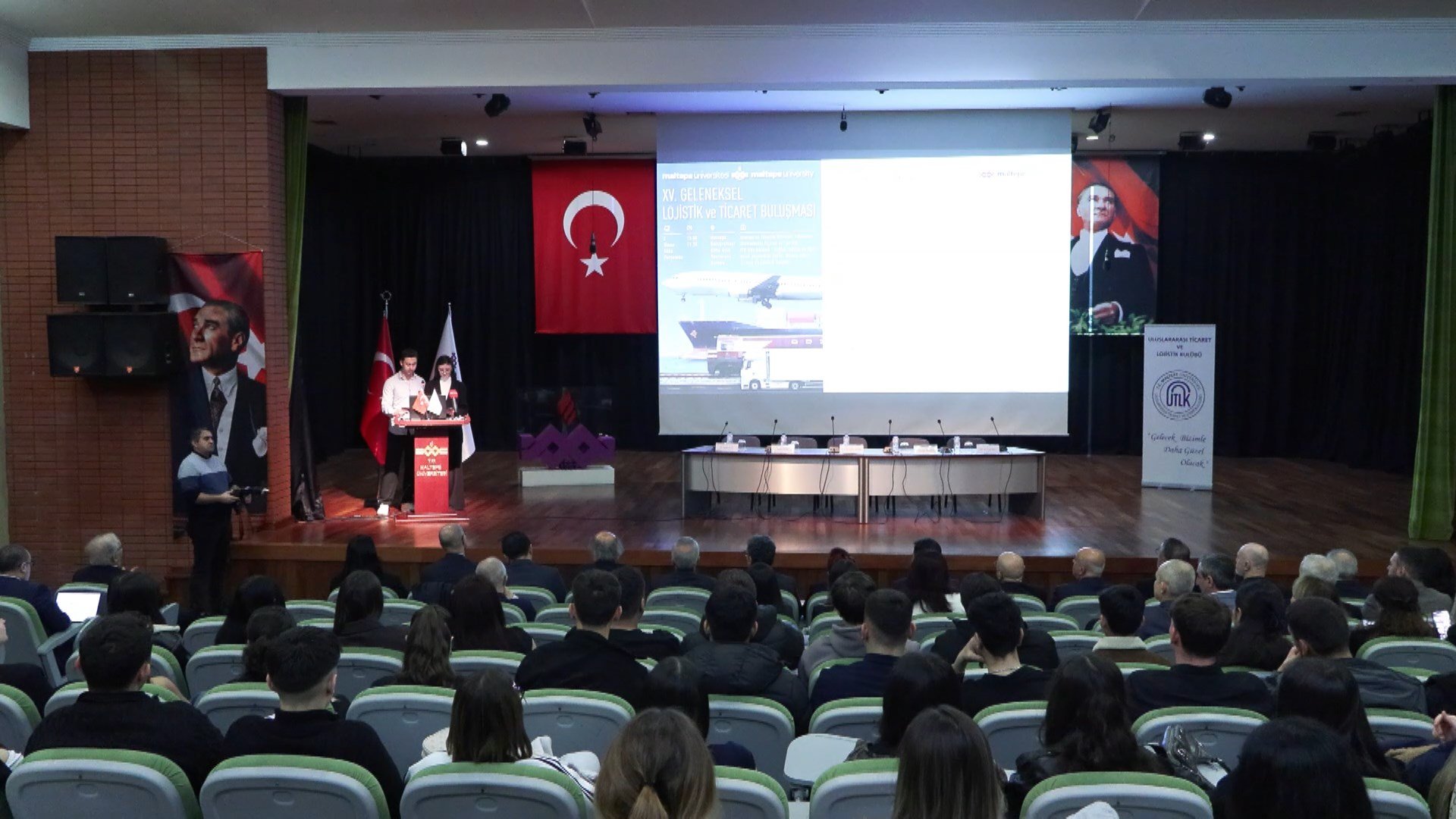 Ulaştırma ve Altyapı Bakan Yardımcısı Osman Boyraz konuşma yapıyor