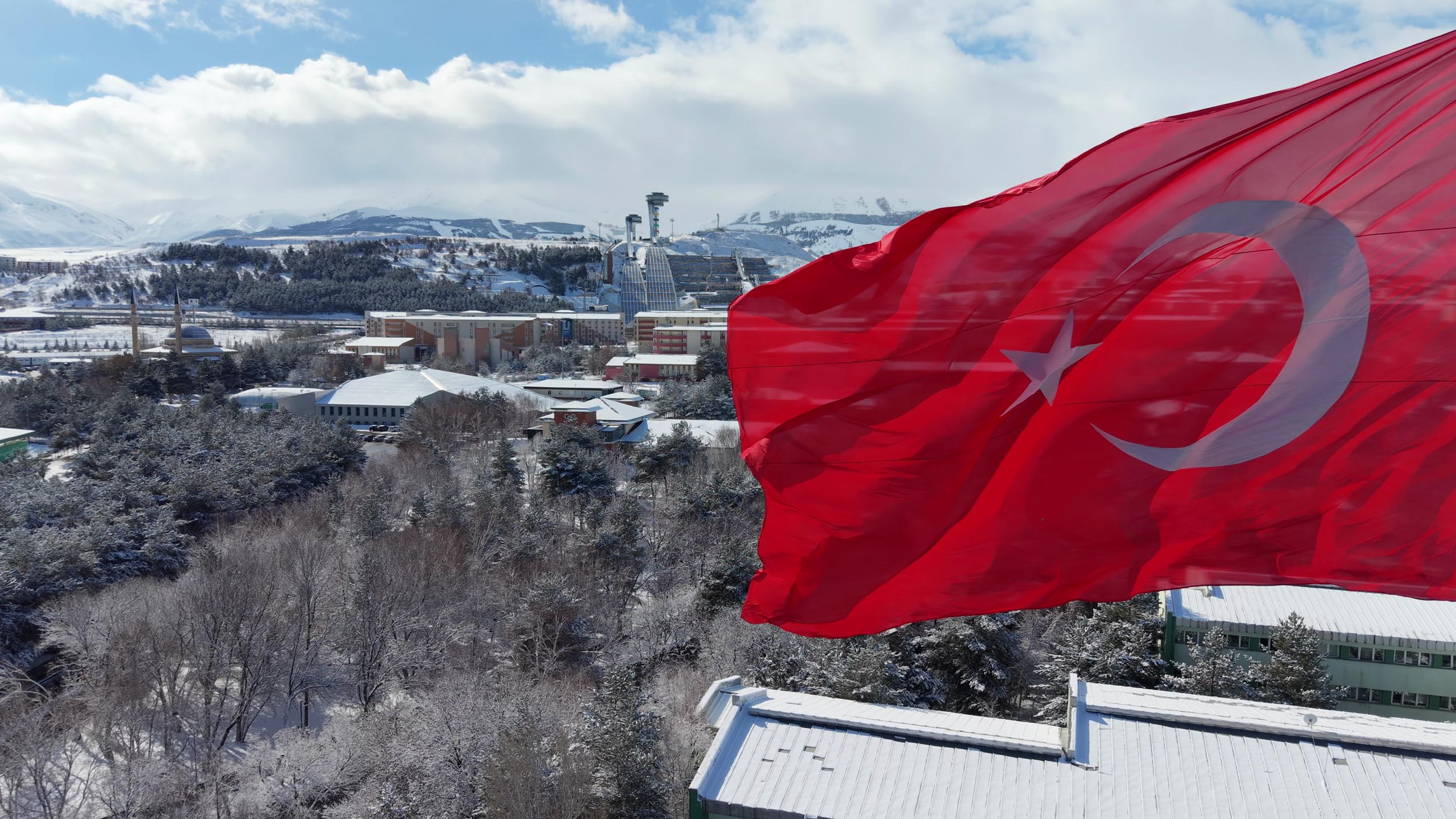 Erzurum kırsal mahalle yolu kapalı kar