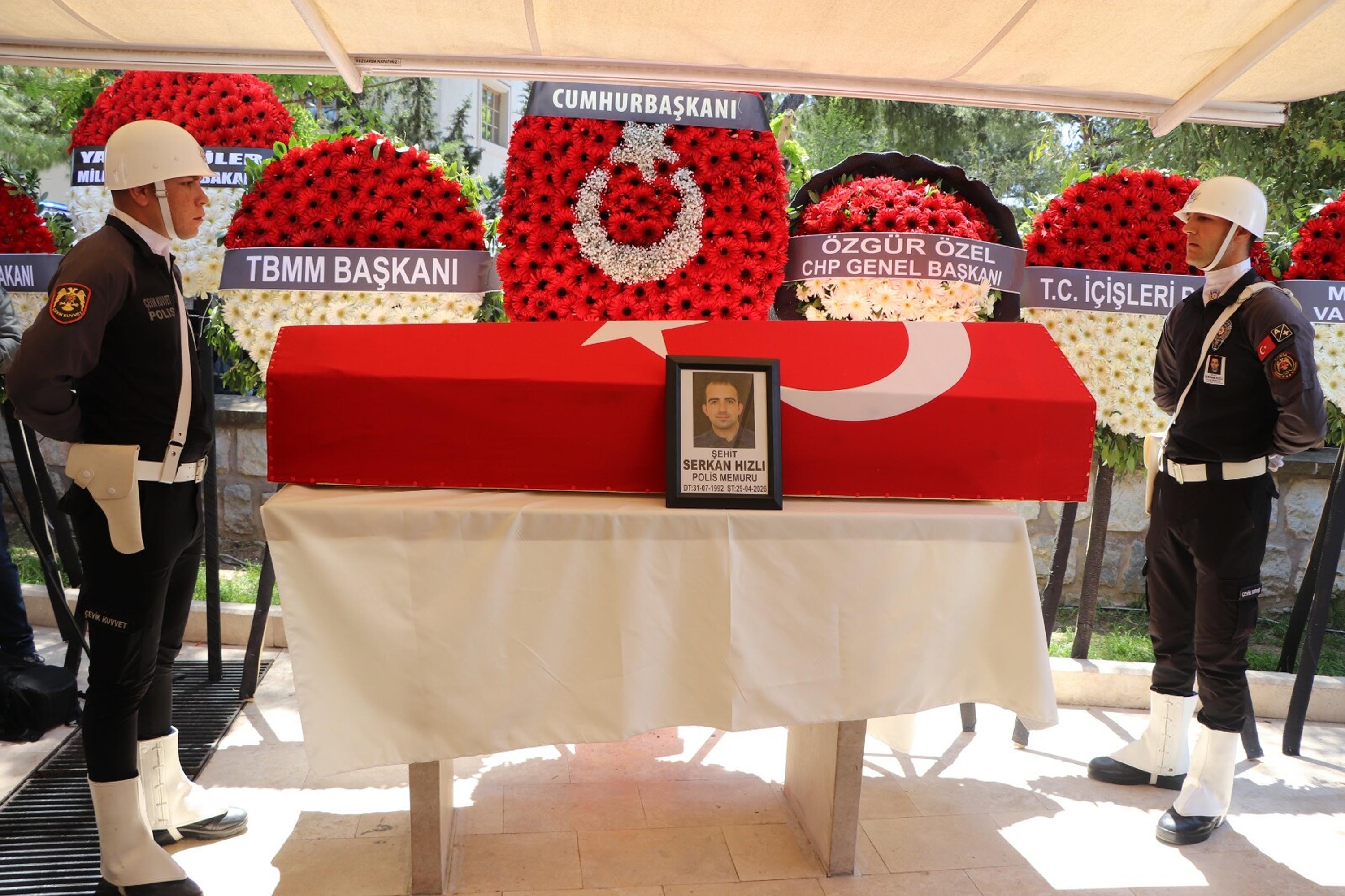 Serkan Hızlı Akhisar Şehitliği