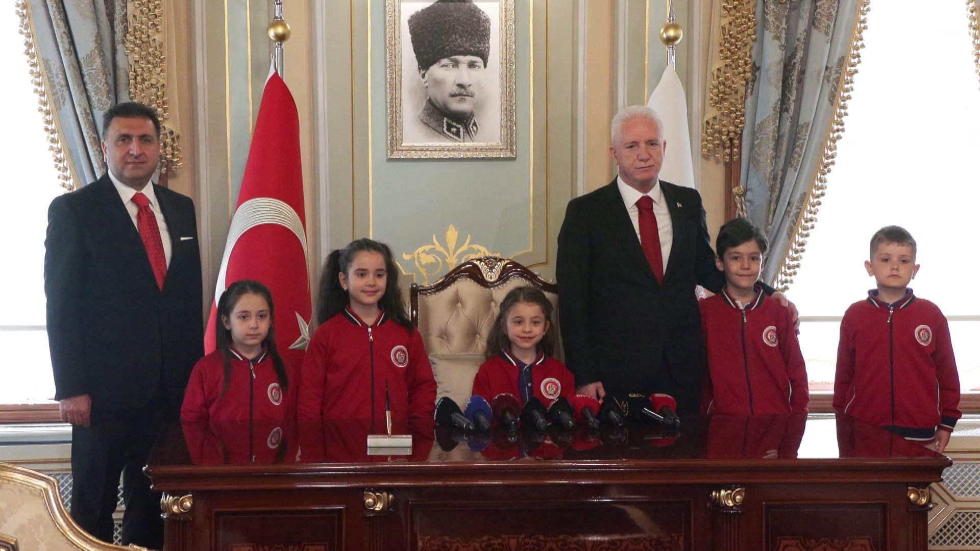 İstanbul Valisi Davut Gül 23 Nisan