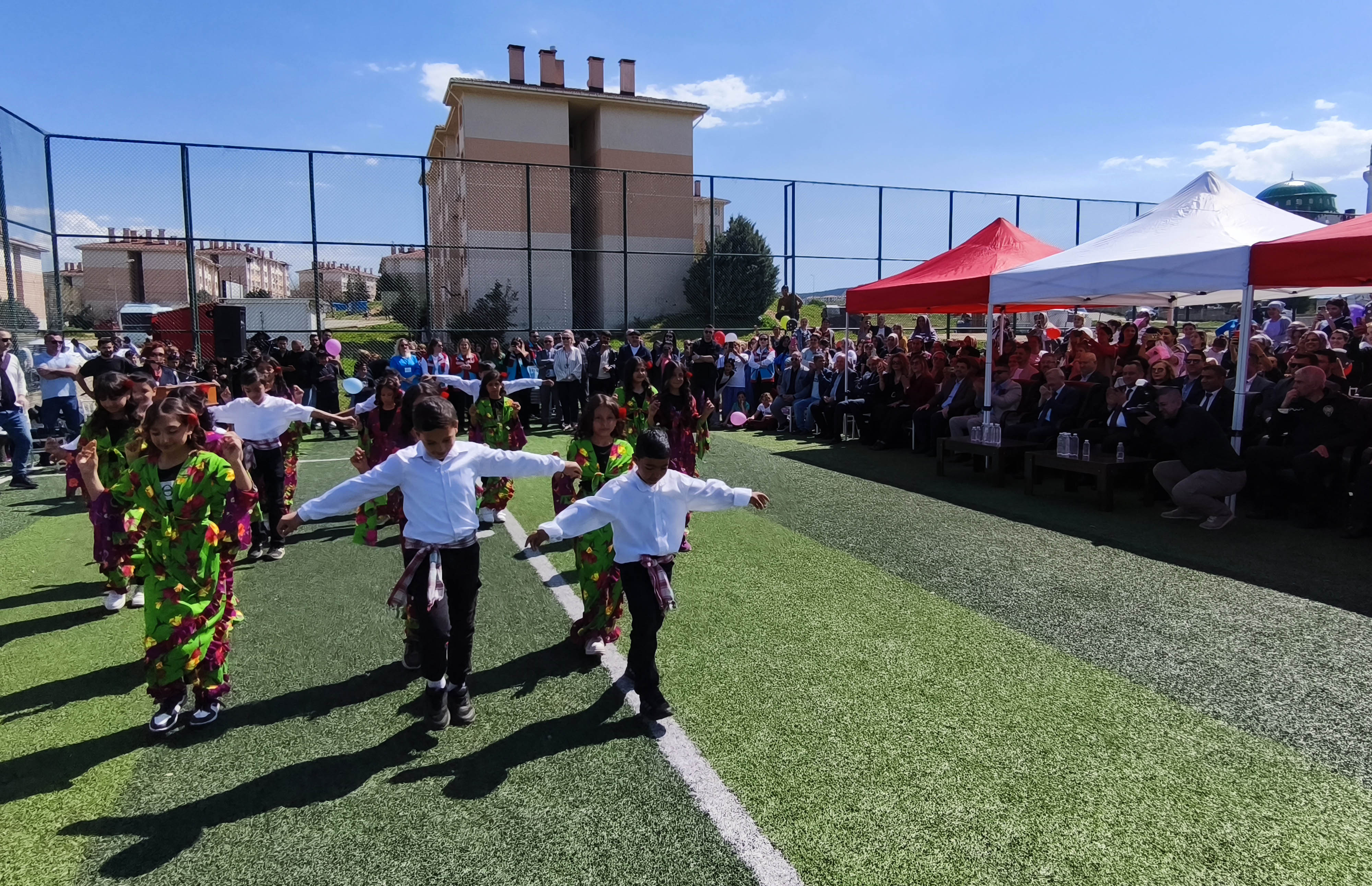 Dünya Romanlar Günü Kutlamaları