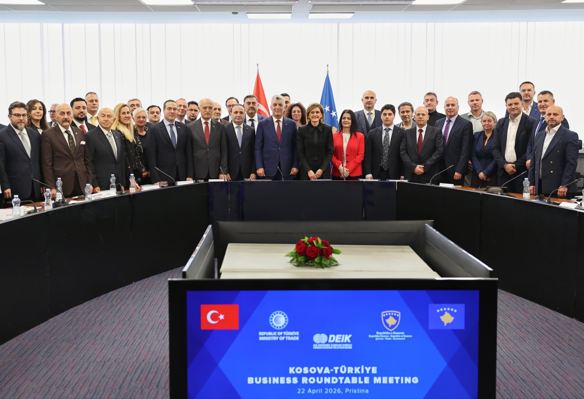 Ticaret Bakanı Bolat Kosova Ziyareti