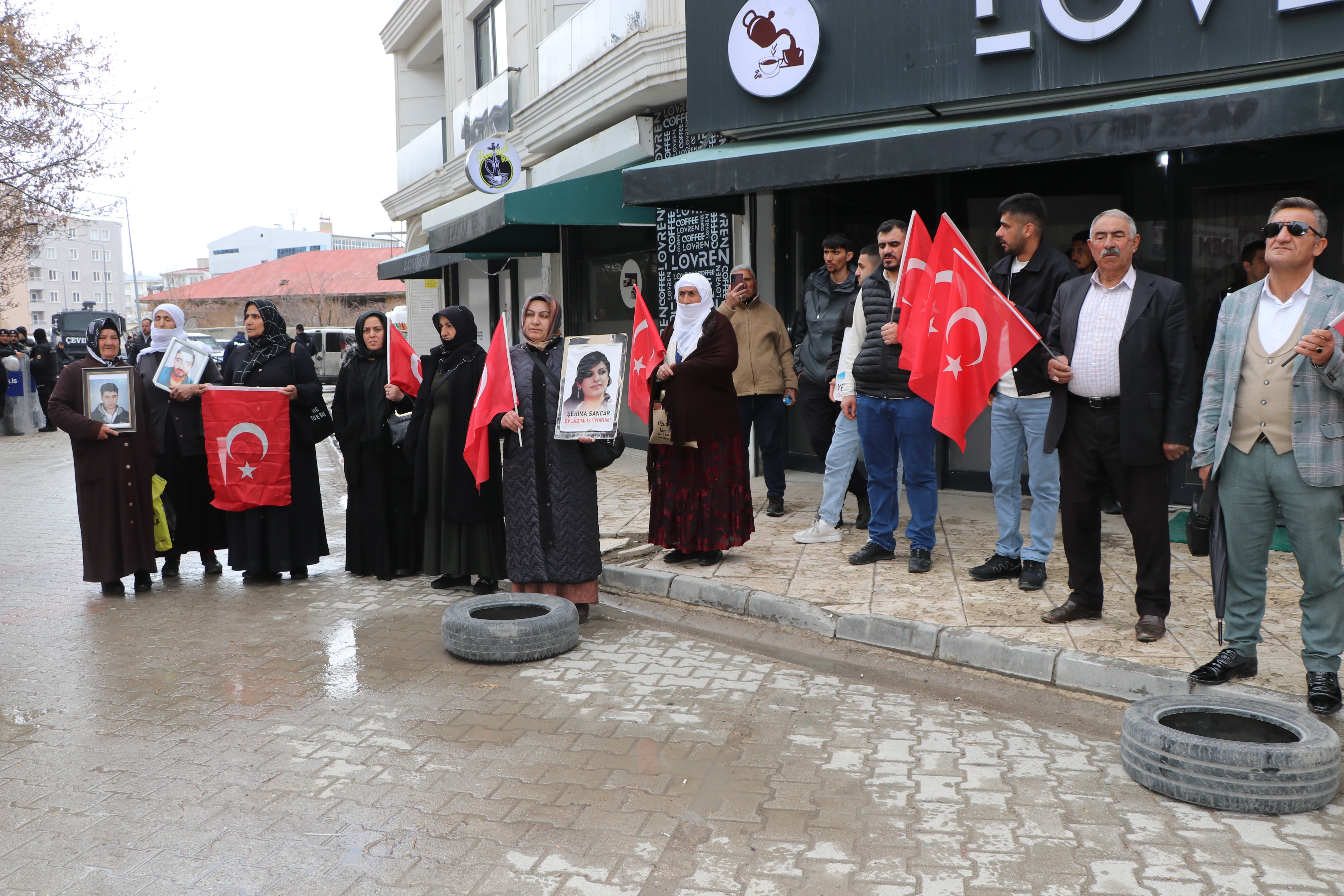 Nazlı Sancar evlat nöbeti