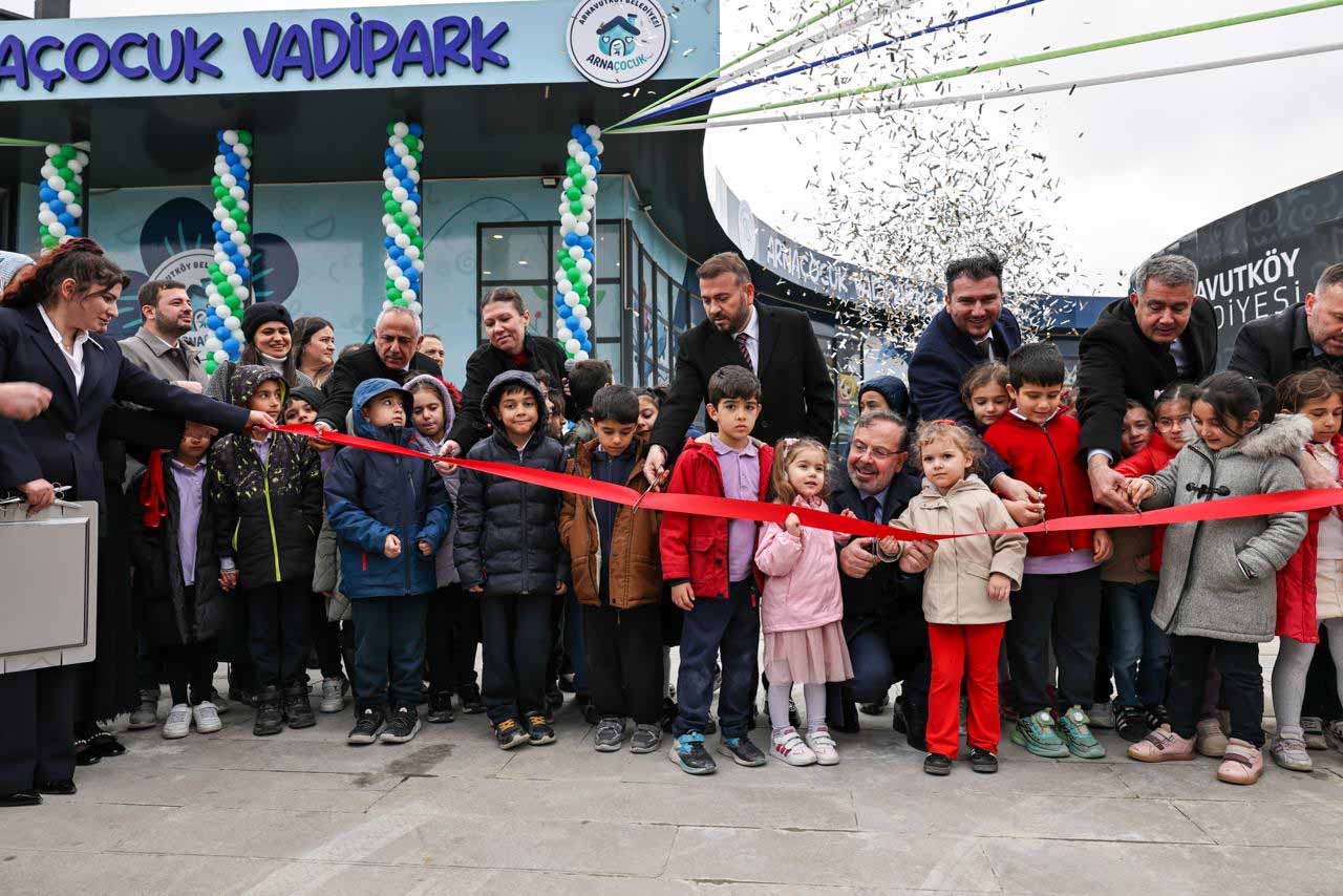 AK Parti İstanbul Milletvekili Halis Dalkılıç törende