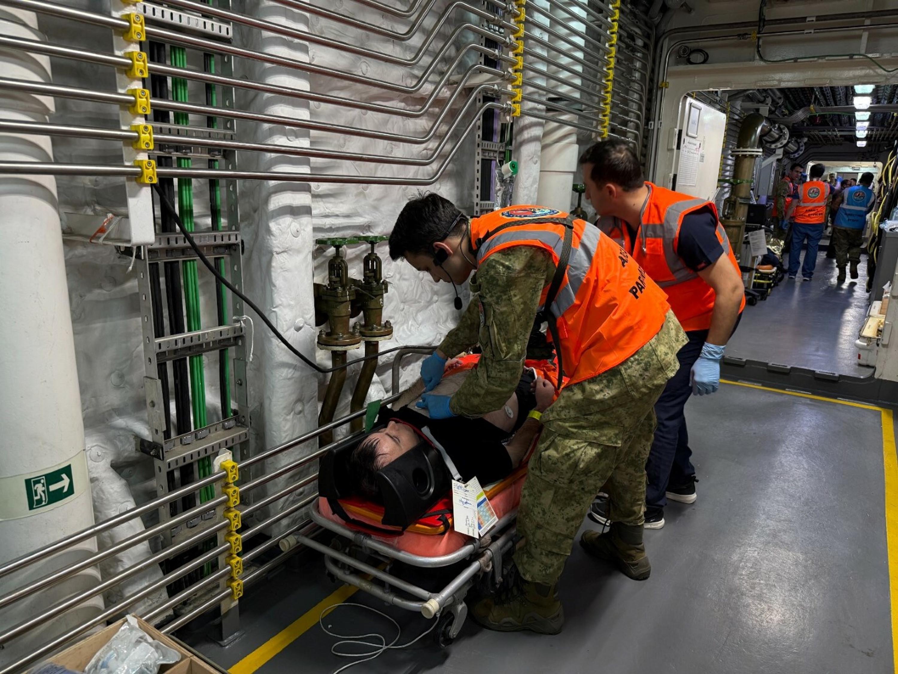 Kurtaran Tatbikatı Kazazede Kurtarma