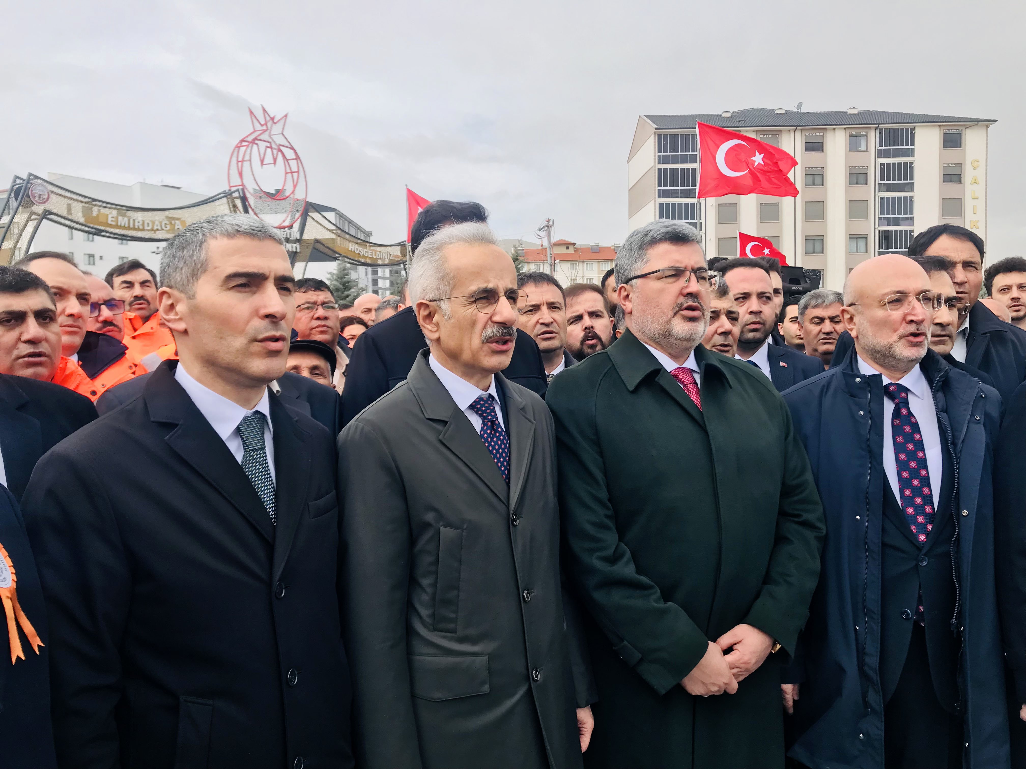 Bakan Uraloğlu yol açılış töreni