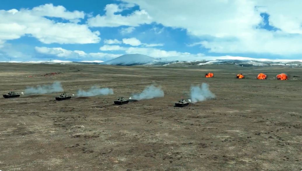 Türk ve Azerbaycan askerleri ortak tatbikat