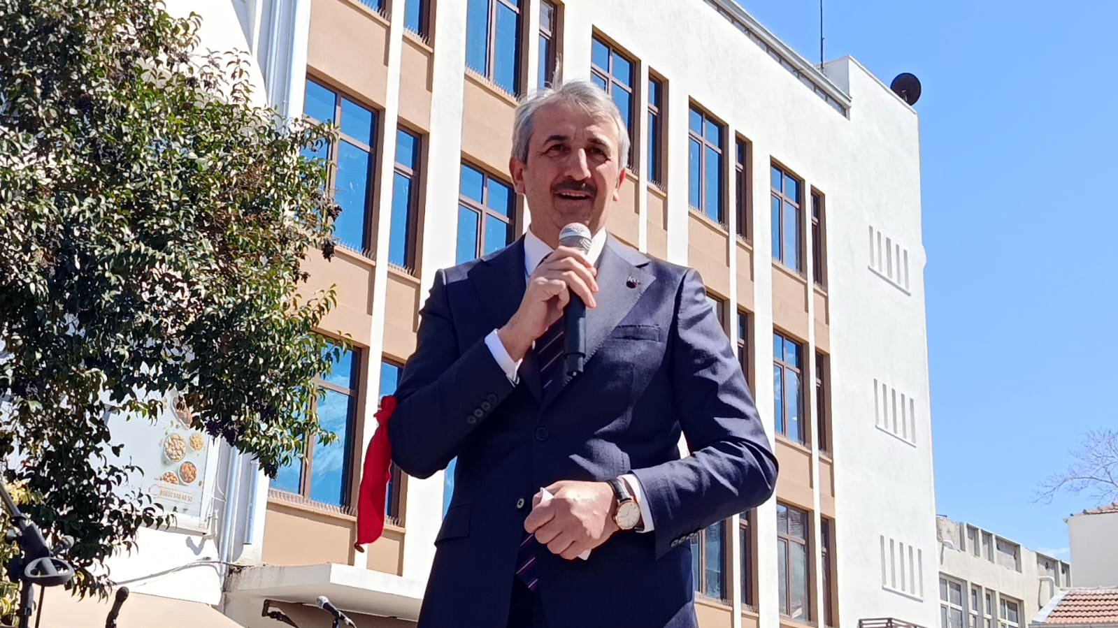 Edirne Romanlar Günü renkli görüntüler