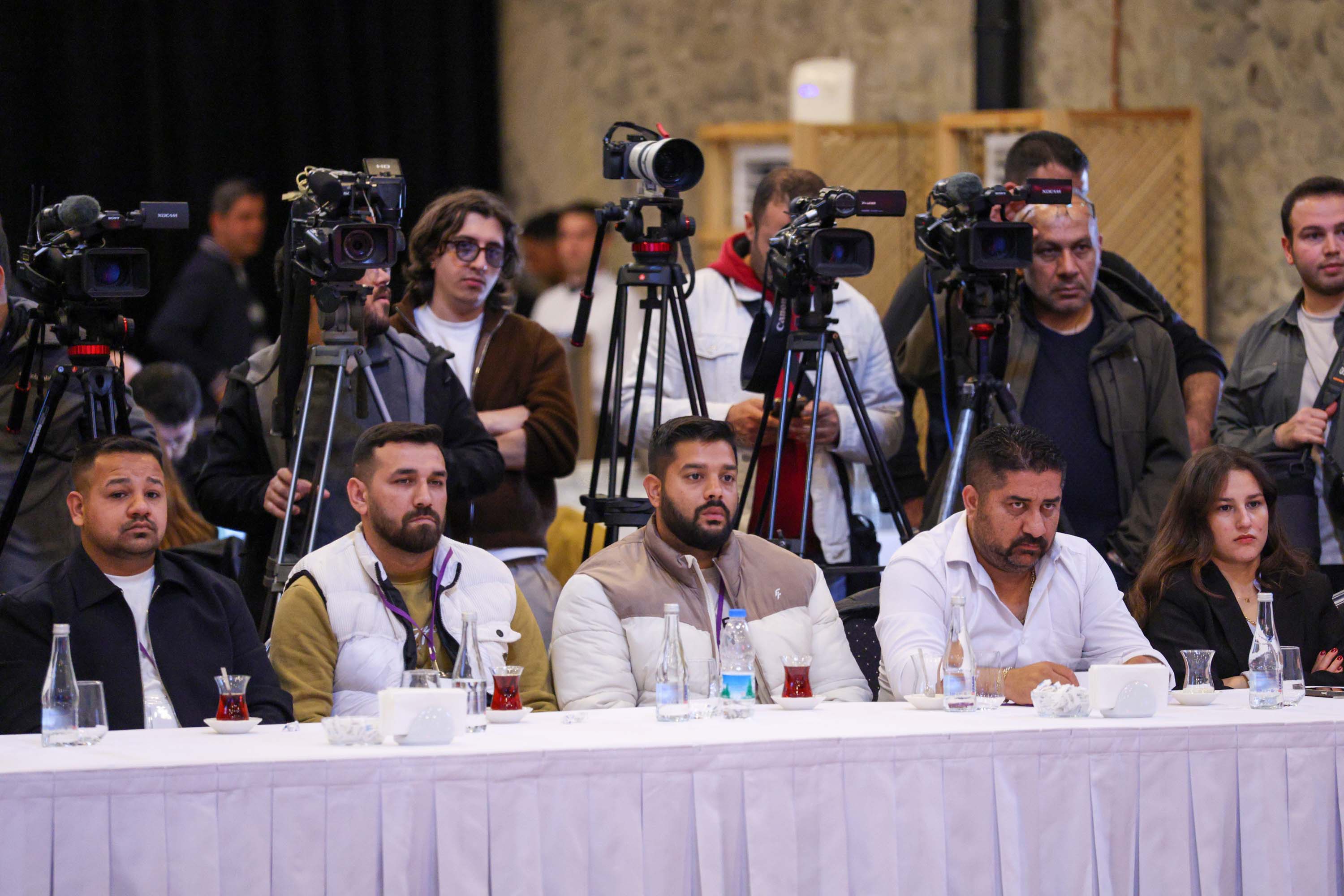 Özgür Özel ve Cemil Tugay