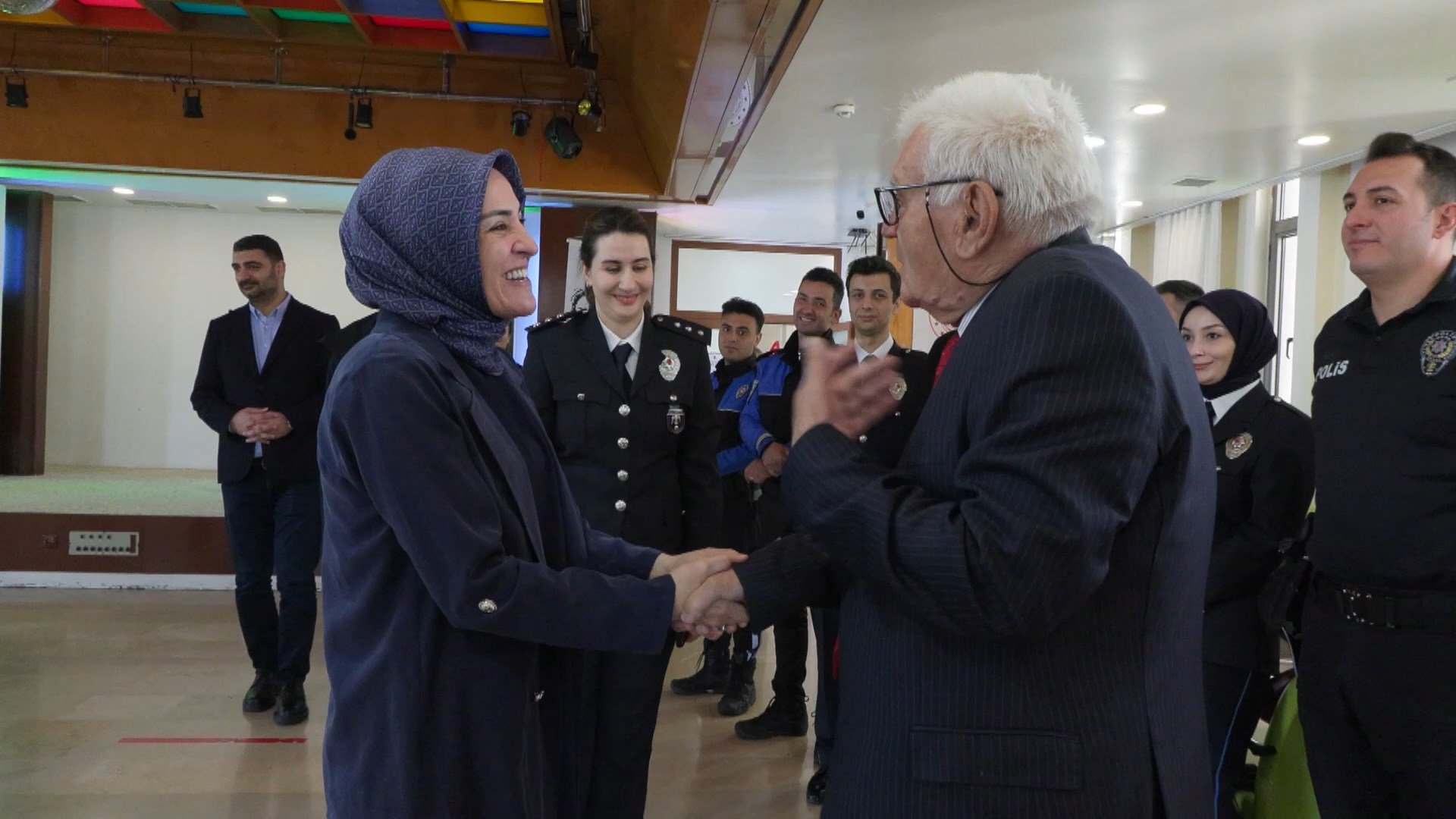 Polis Haftası Huzurevi Ziyareti