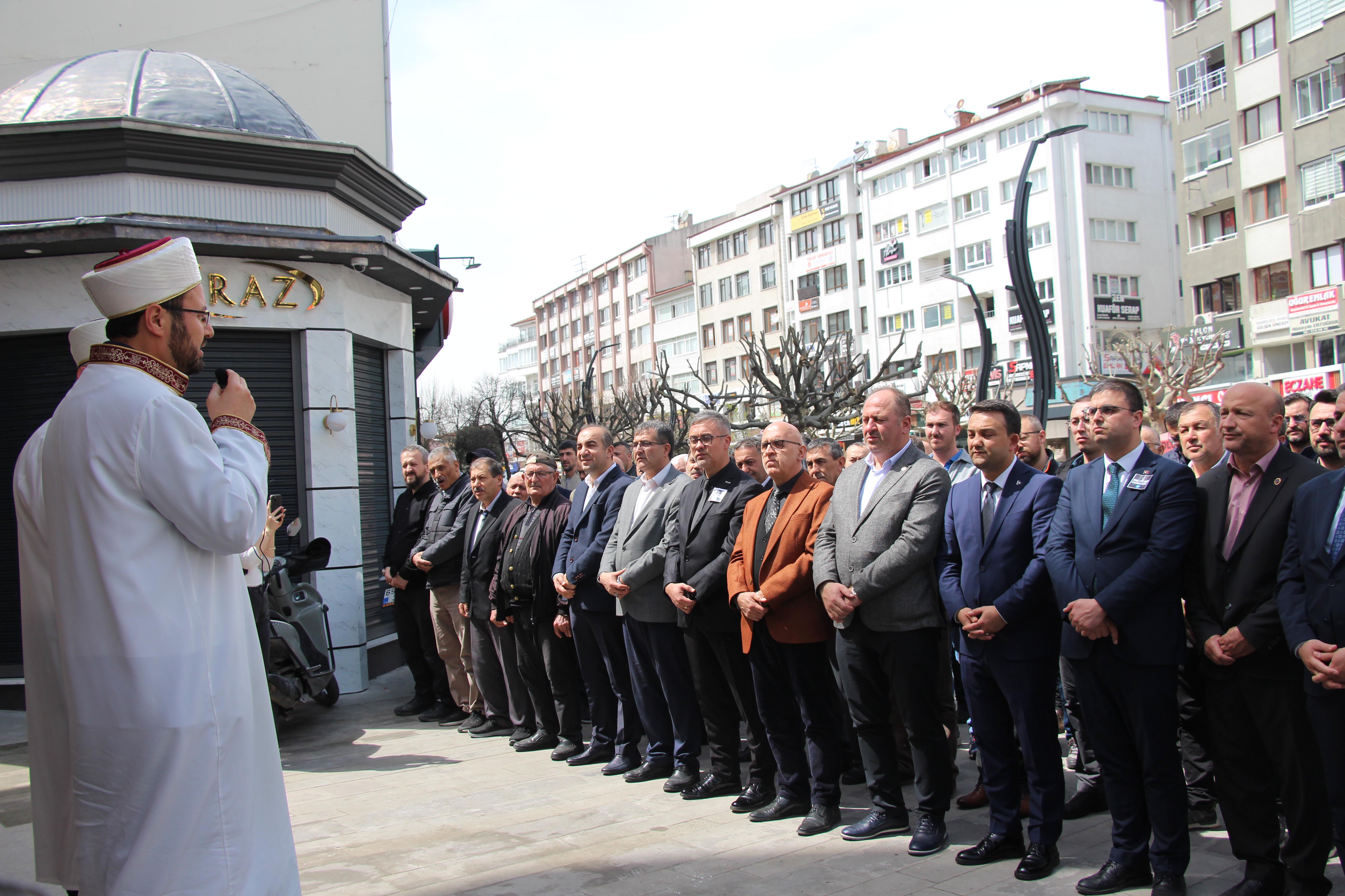 Bolu Tabaklar Camisi Gıyabi Namaz