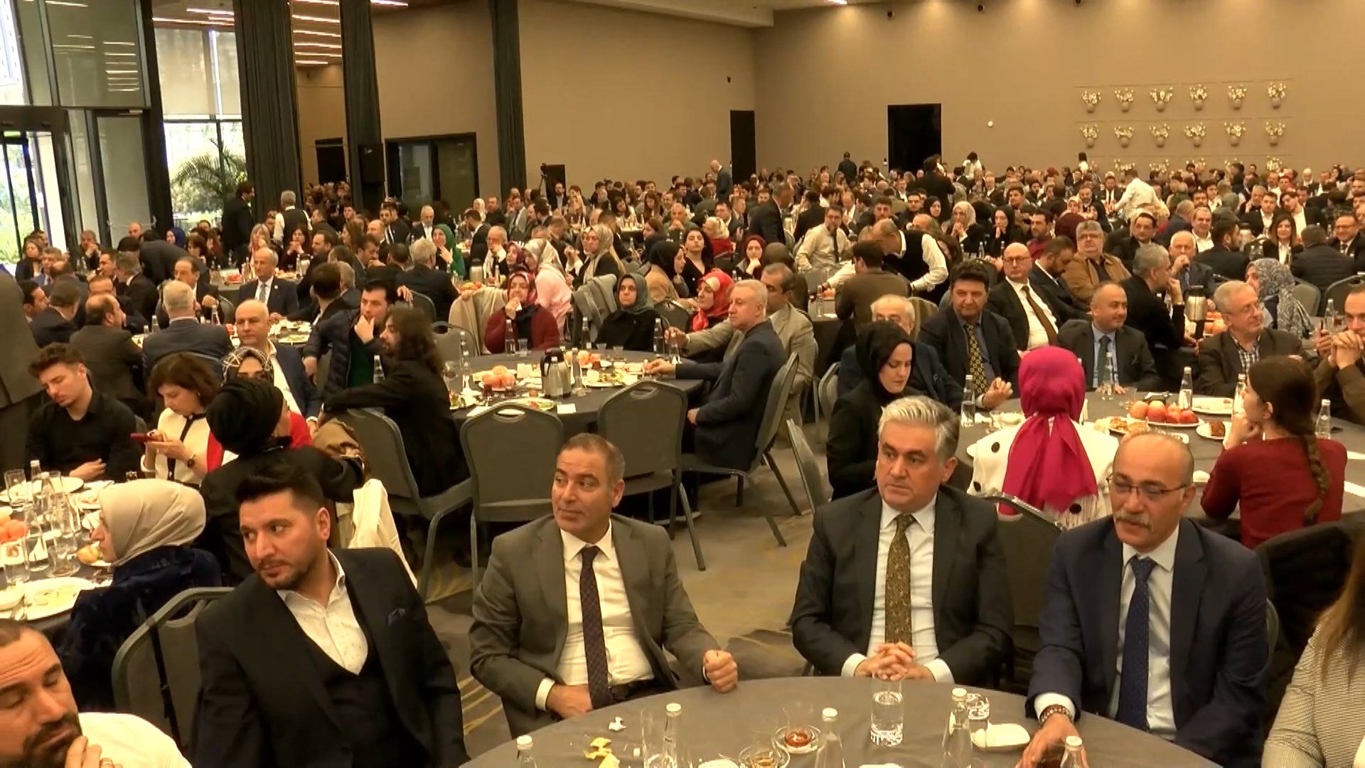 Milli Eğitim Bakanı Yusuf Tekin konuşma yapıyor