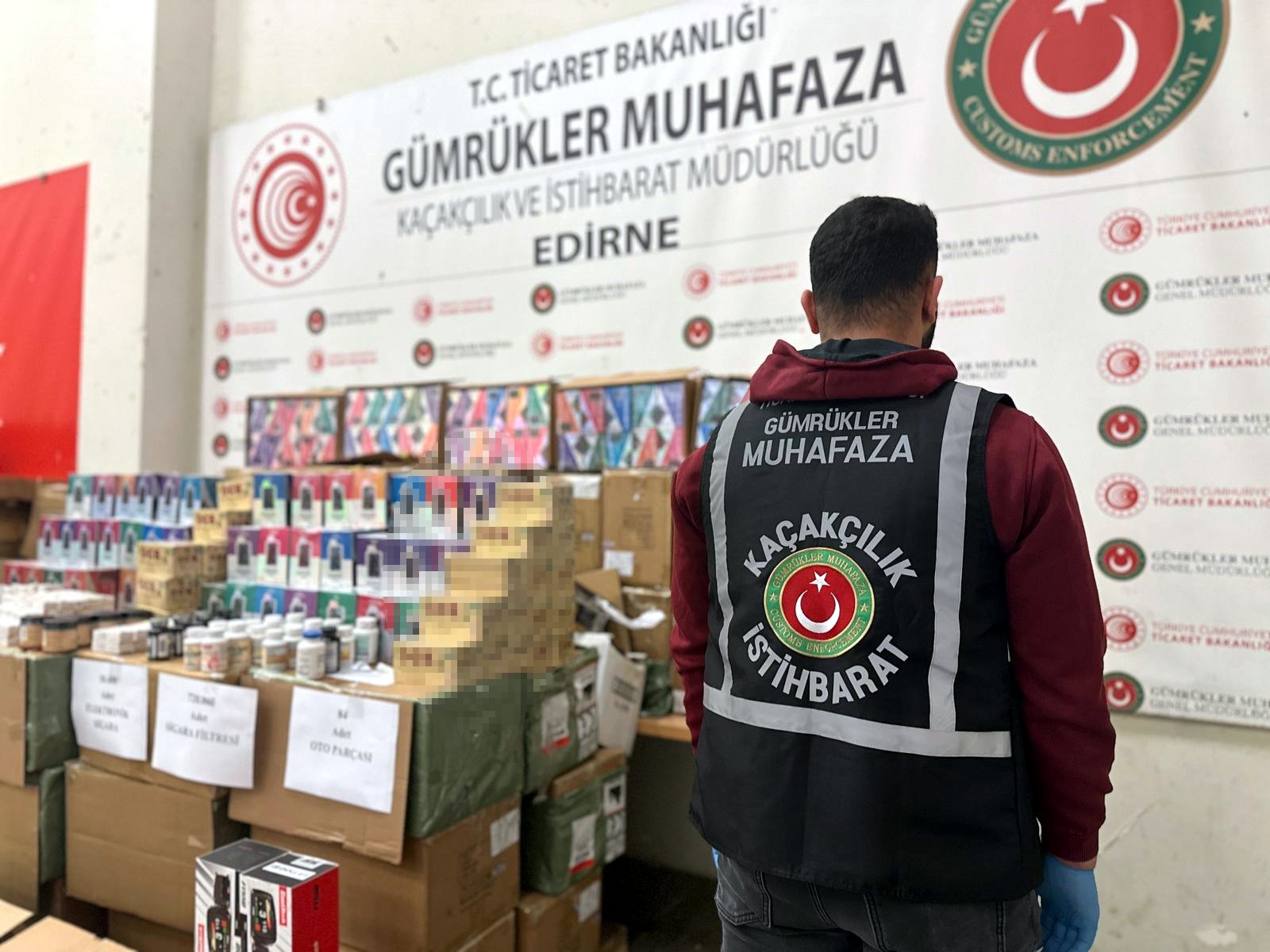 Kapıkule Sınır Kapısı Kaçak Operasyonu TIR Kontrol