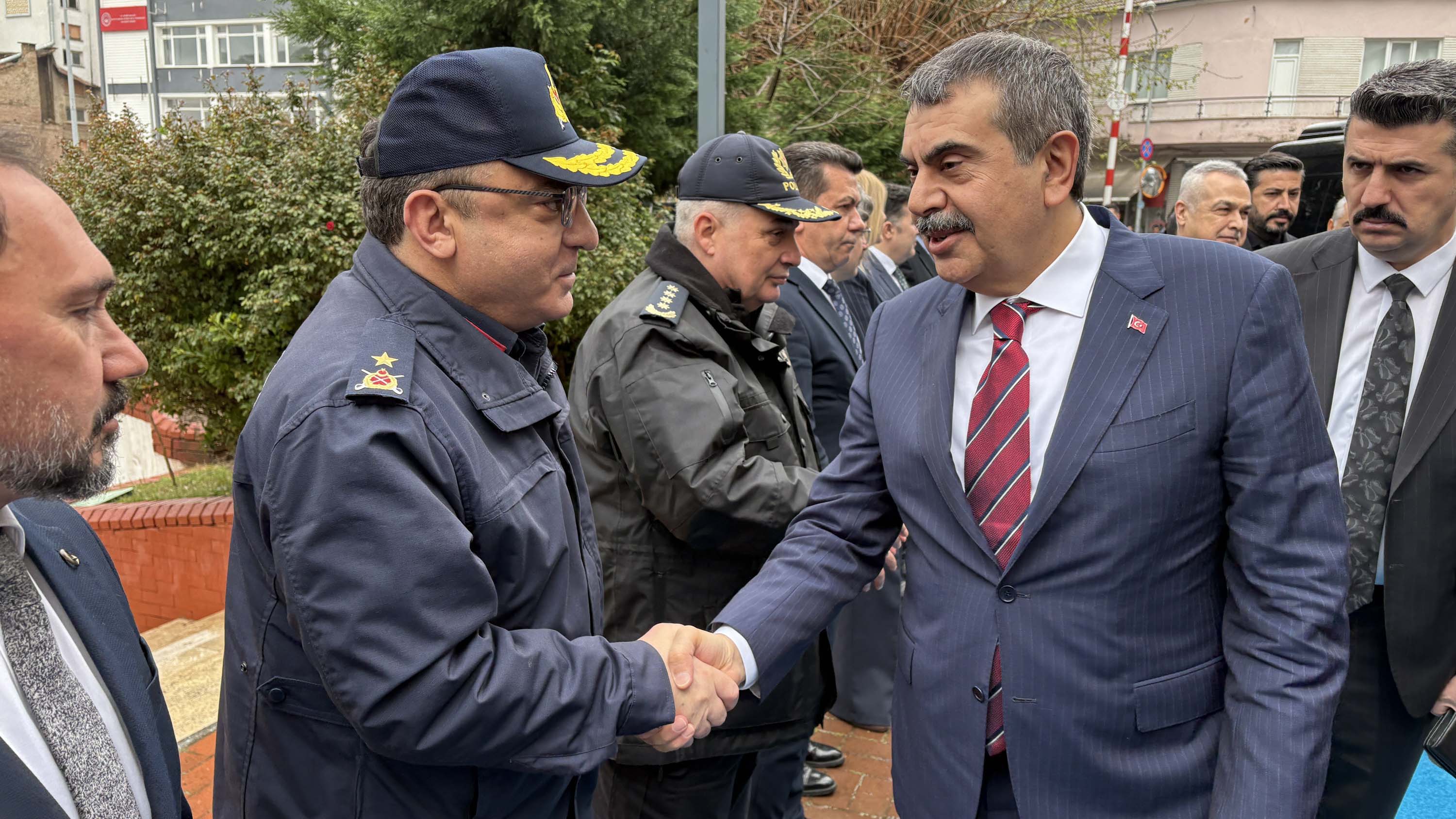 Bakan Tekin protokol ile birlikte