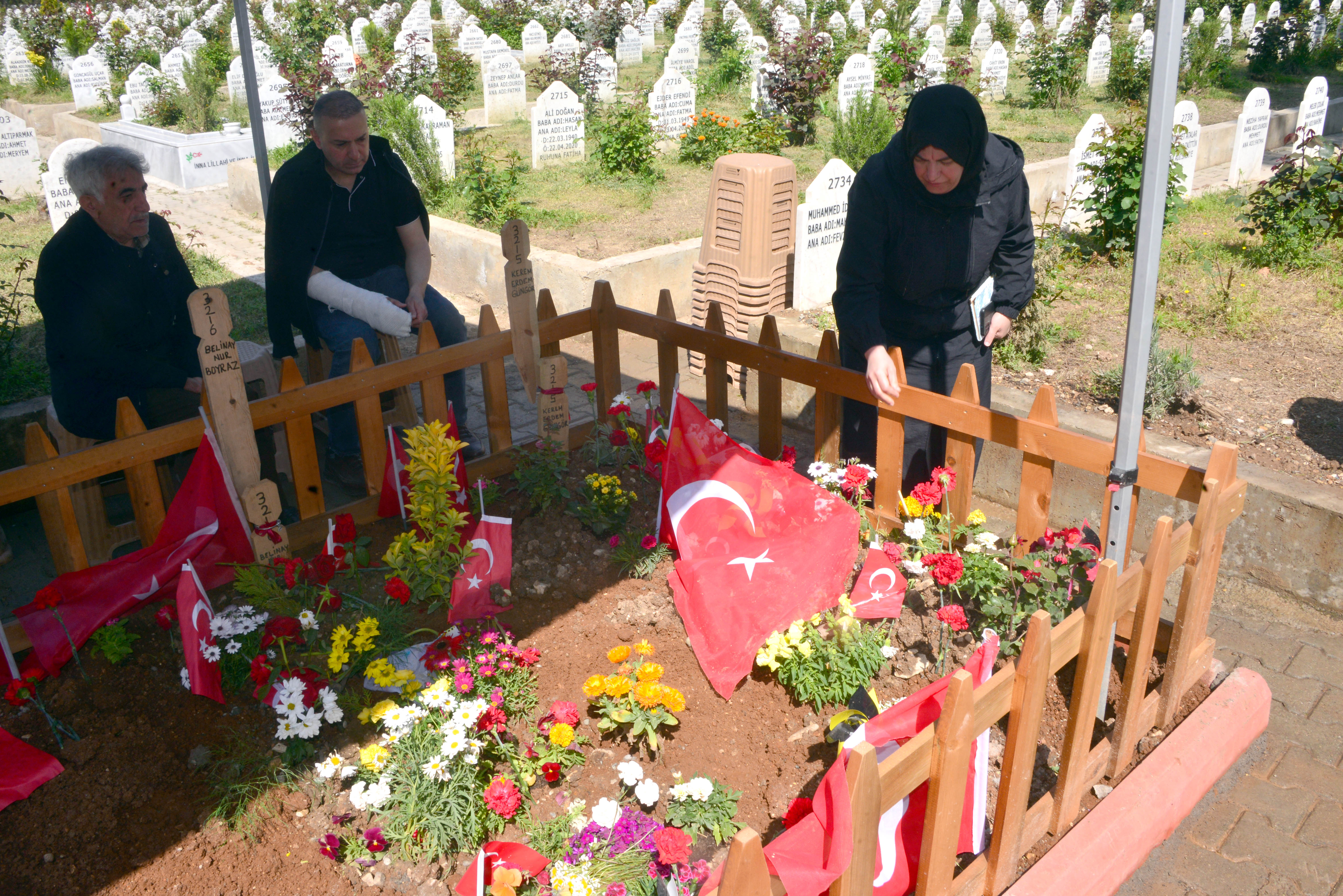 Okul saldırısında hayatını kaybeden öğrenciler