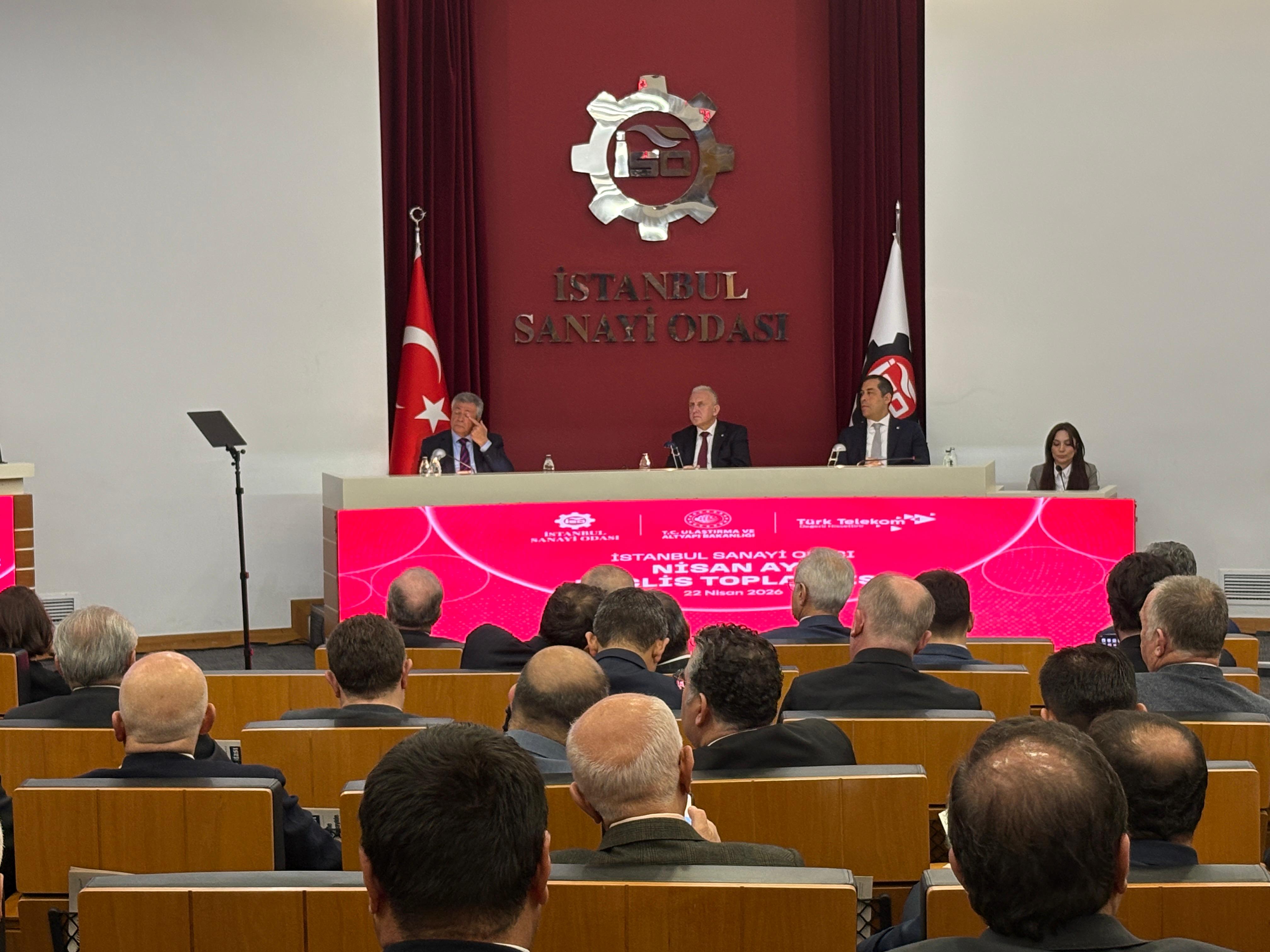 Bakan Abdulkadir Uraloğlu İSO toplantısında konuşuyor