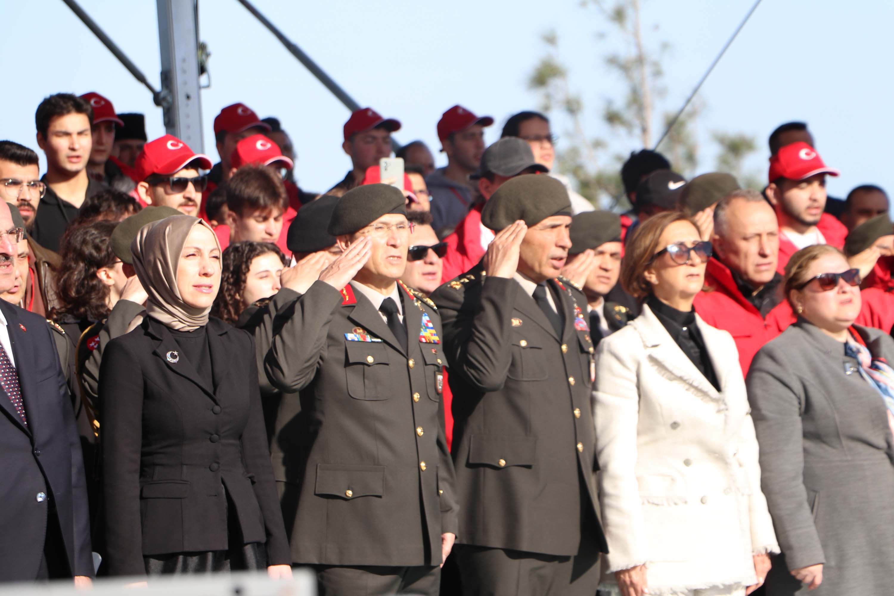 Anzak askerler Şafak Ayini anma Gelibolu