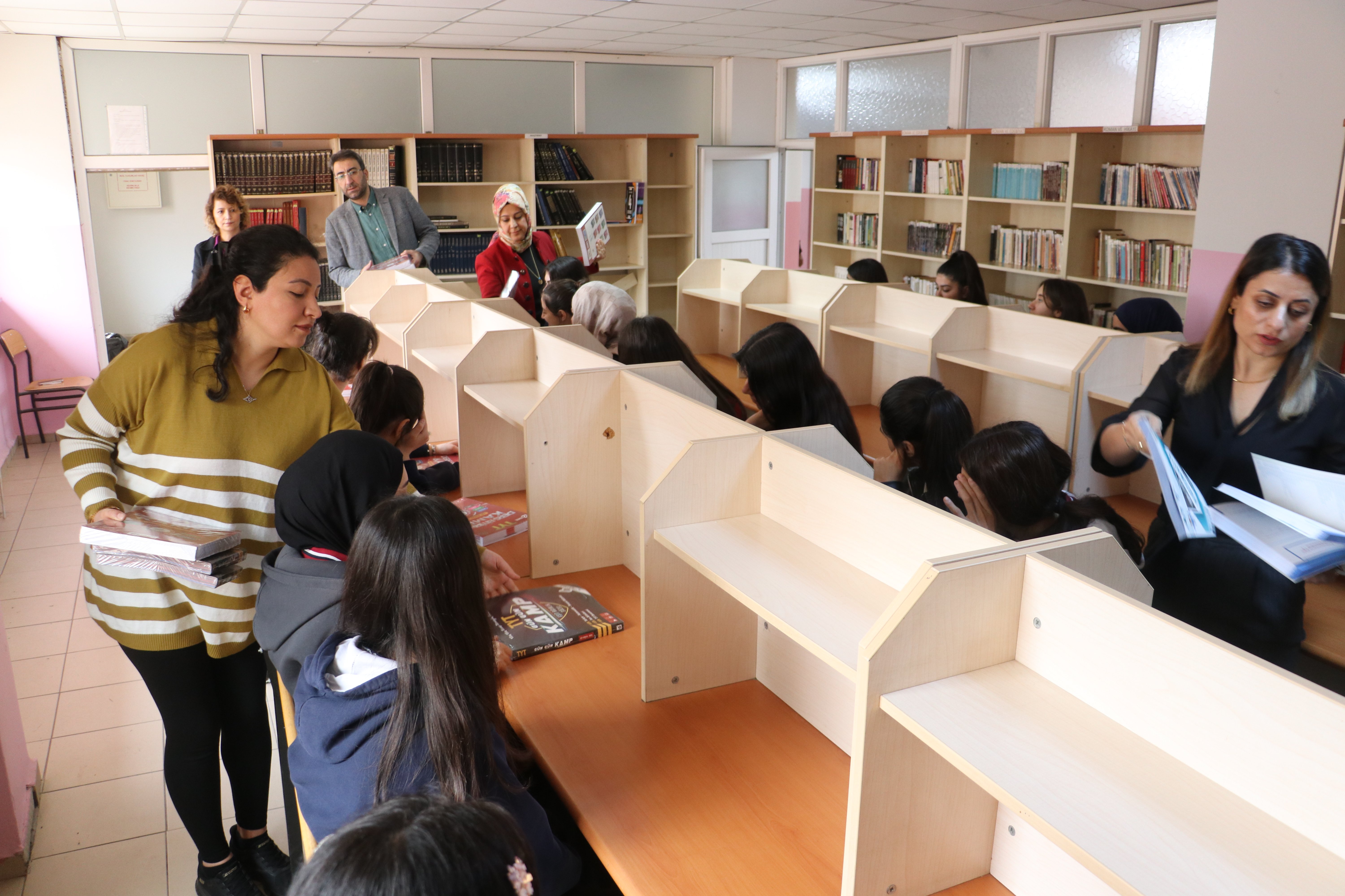 Öğrenci Elif Nazilli