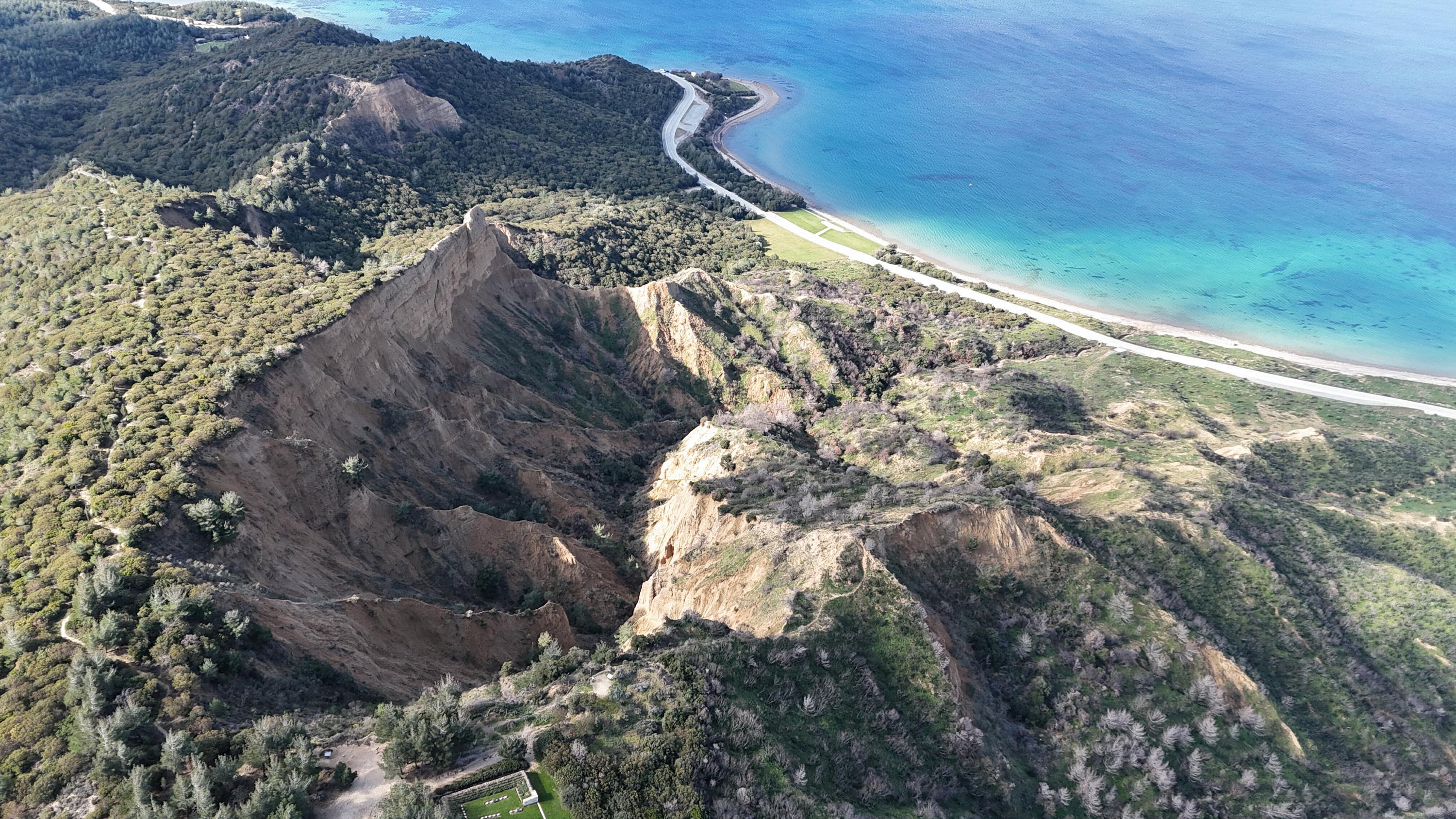 Çanakkale şehitlikleri