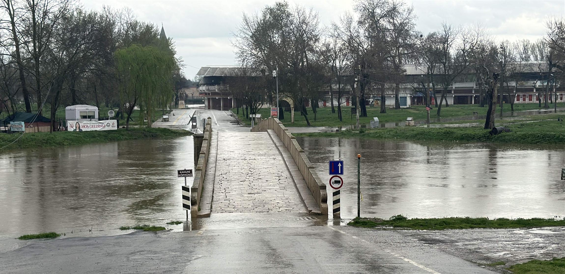 Edirne kent merkezi sağanak yağış