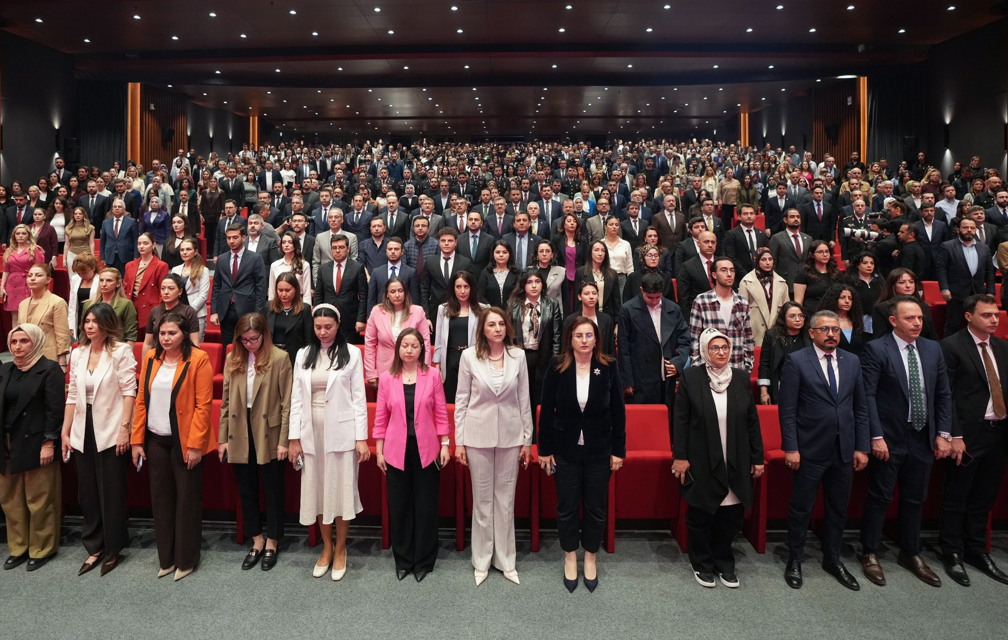 Milli Eğitim Bakanı Yusuf Tekin dijital çağda güvenli toplum panelinde