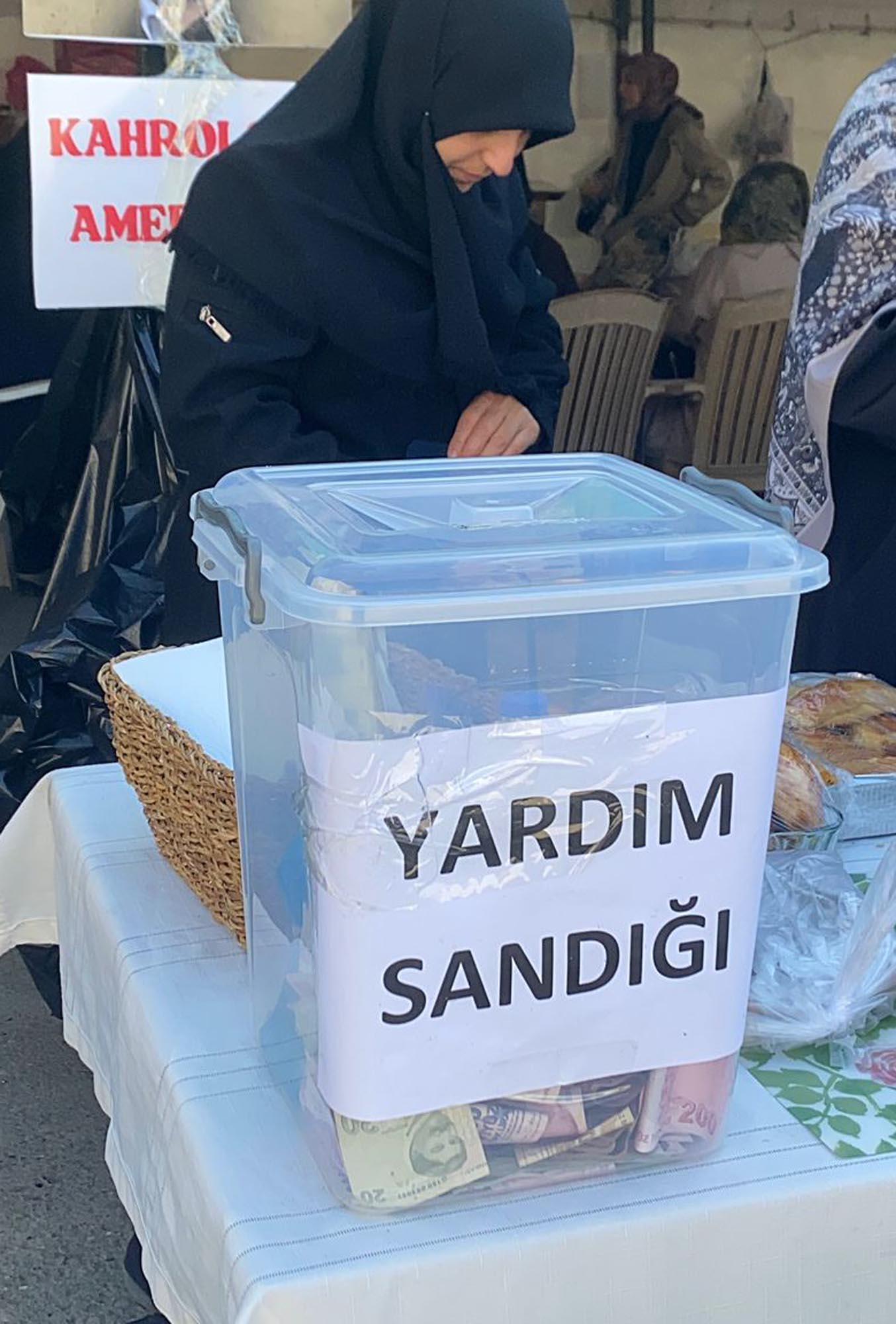 Iğdır yardım kampanyası çadırında hazırlıklar